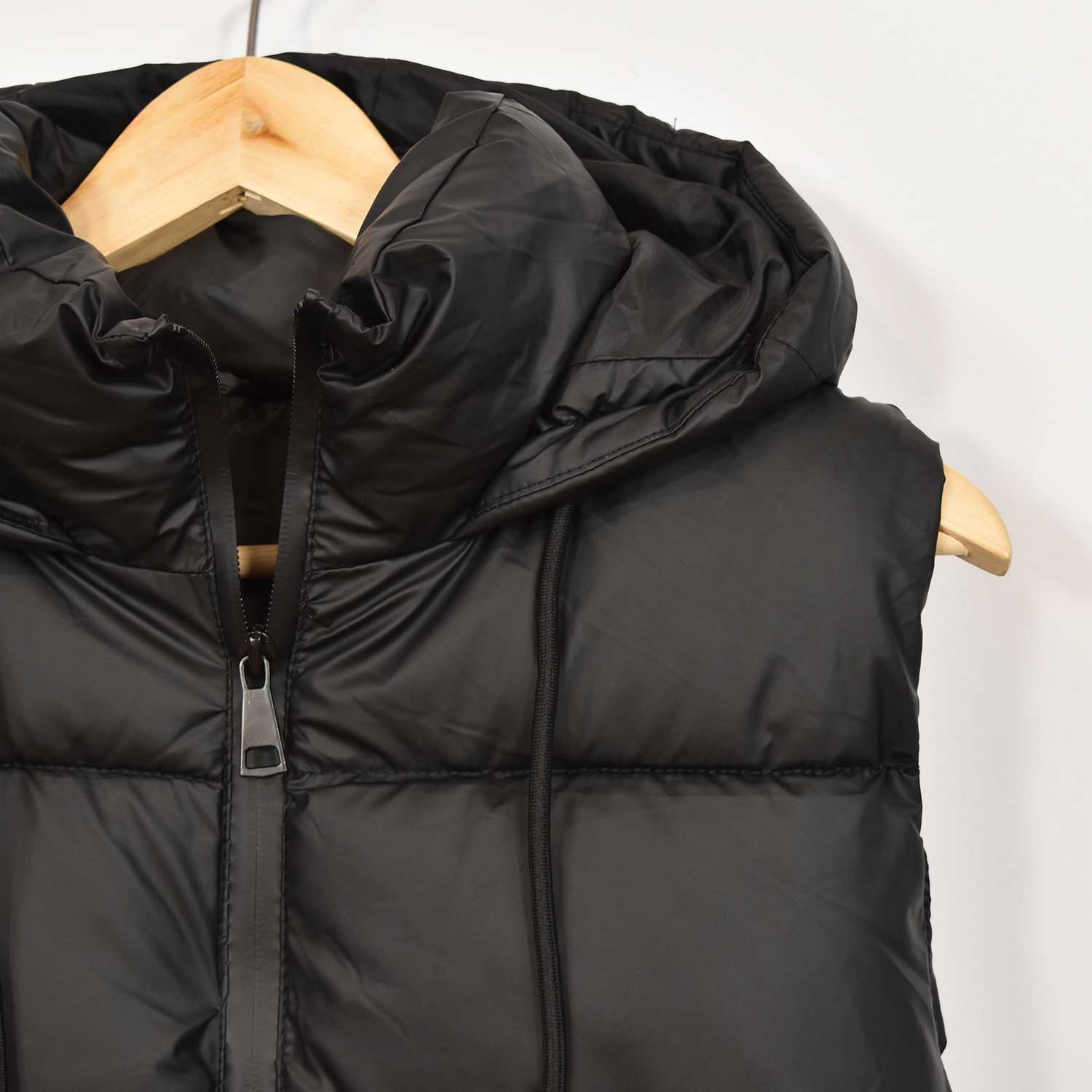 Black puffy vest