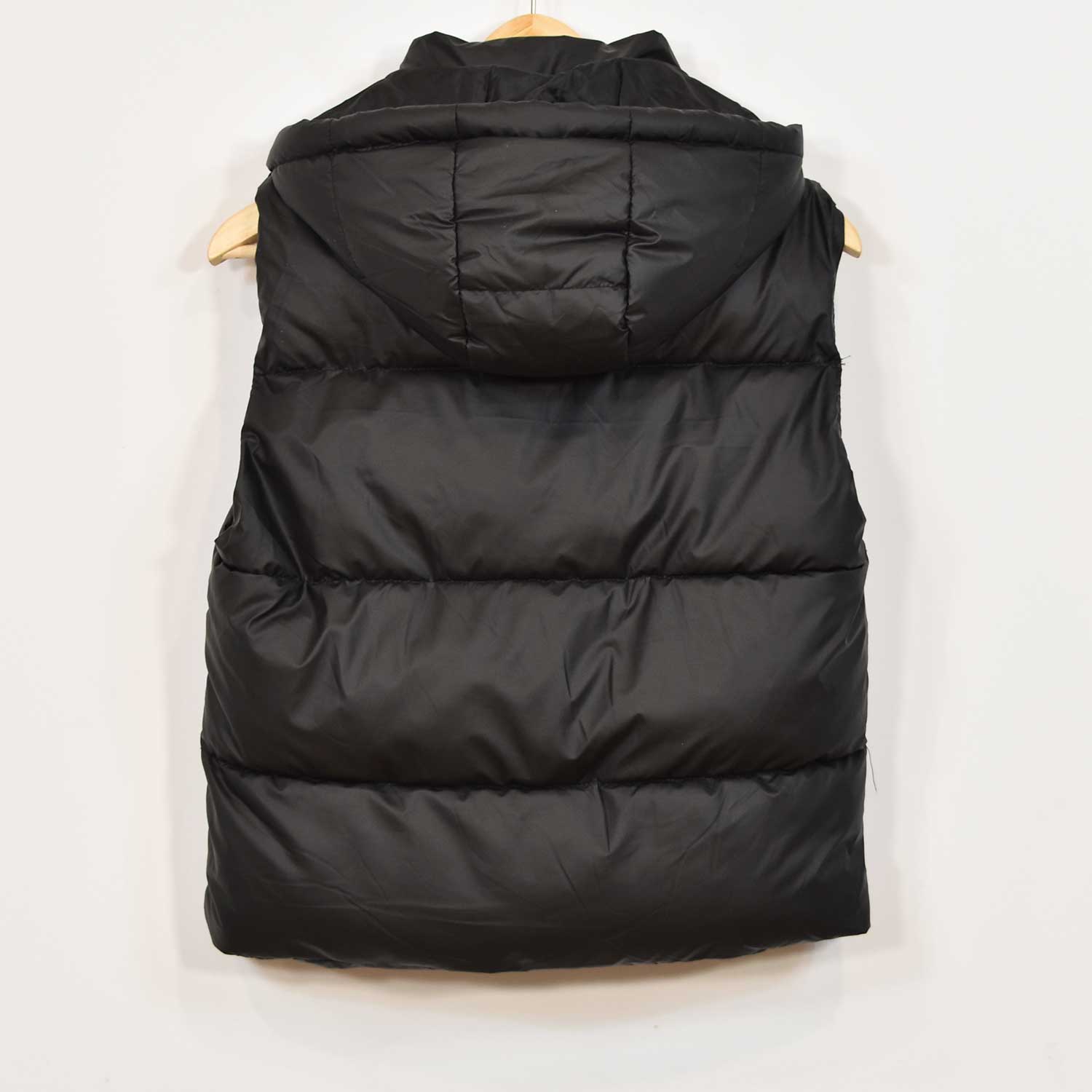 Black puffy vest