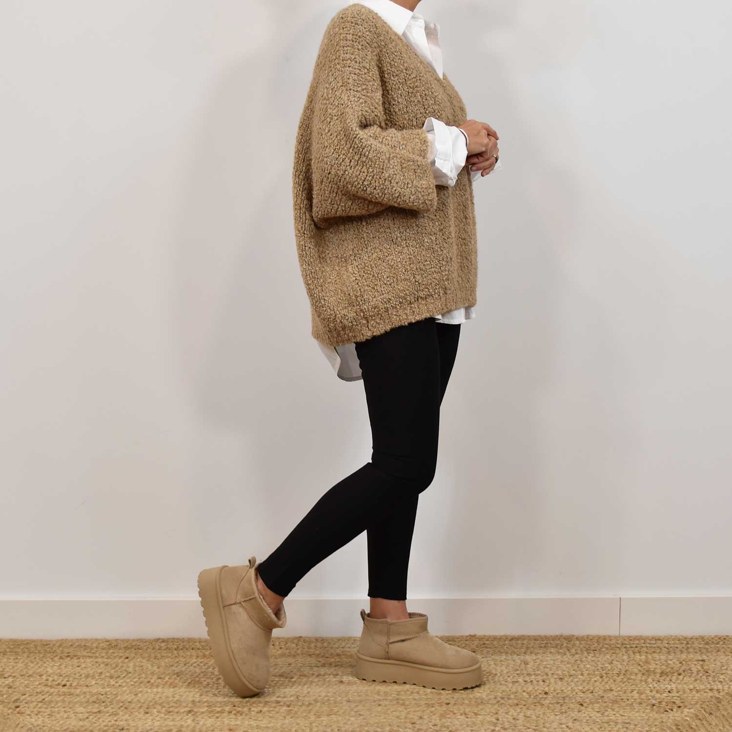 Camel lamb sweater