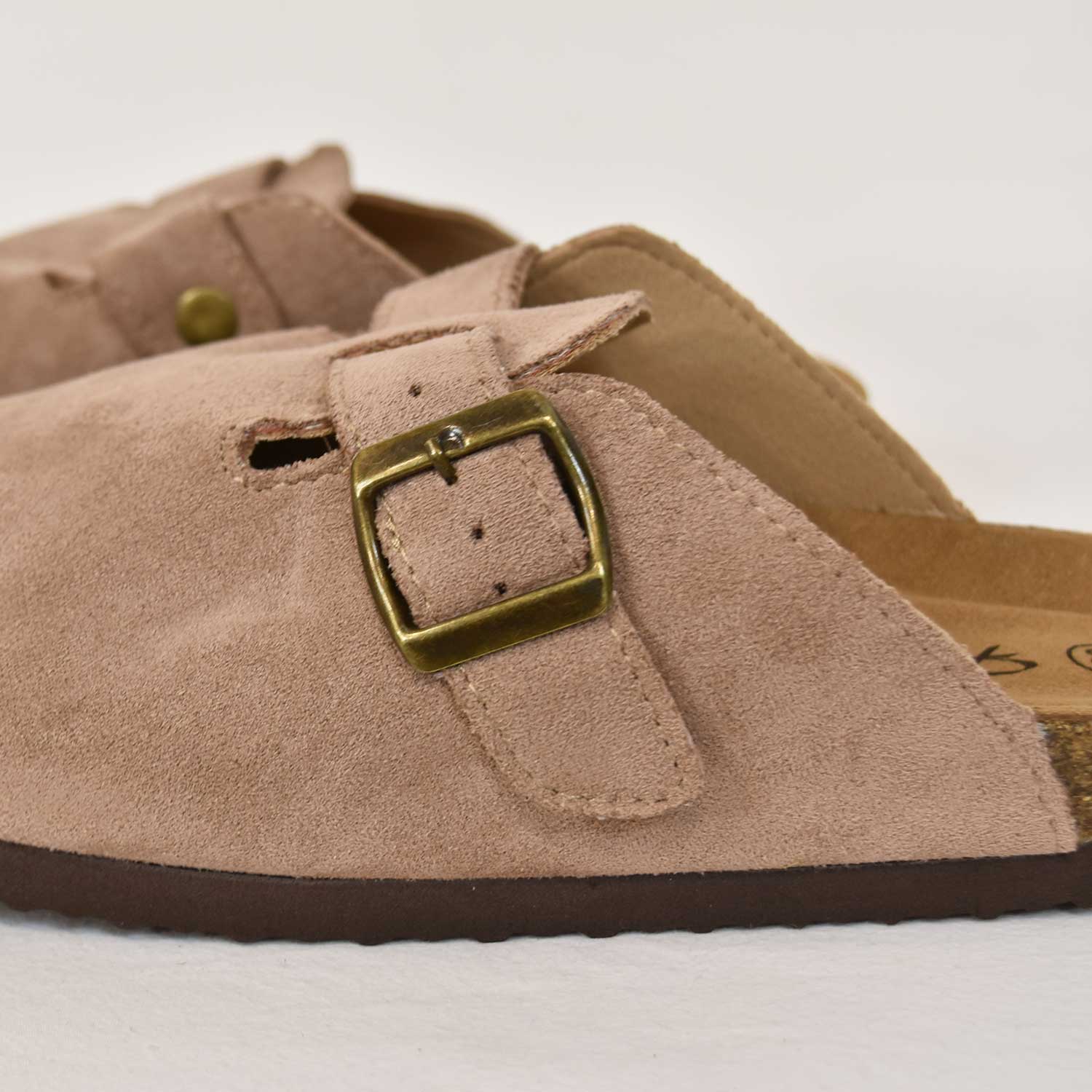 Beige flat clog