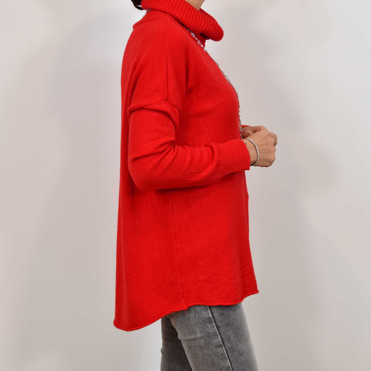 Pull en tricot look rouge