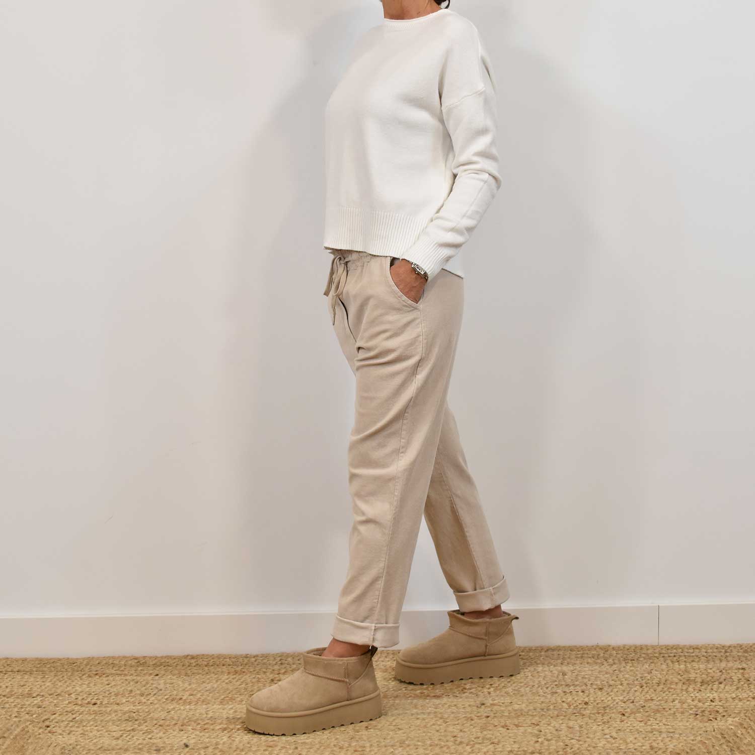 Pantalón baggy pana beige