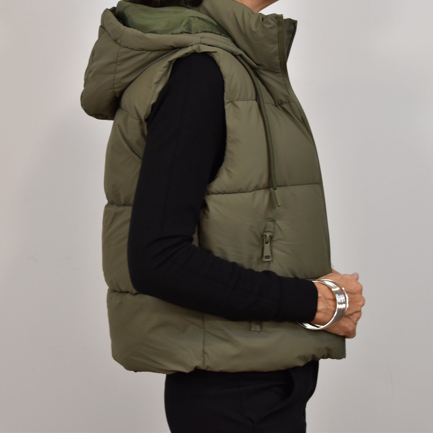 Kaki puffy vest