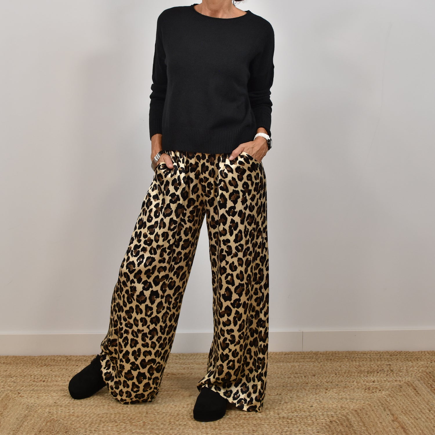 Pantalón raso leopardo