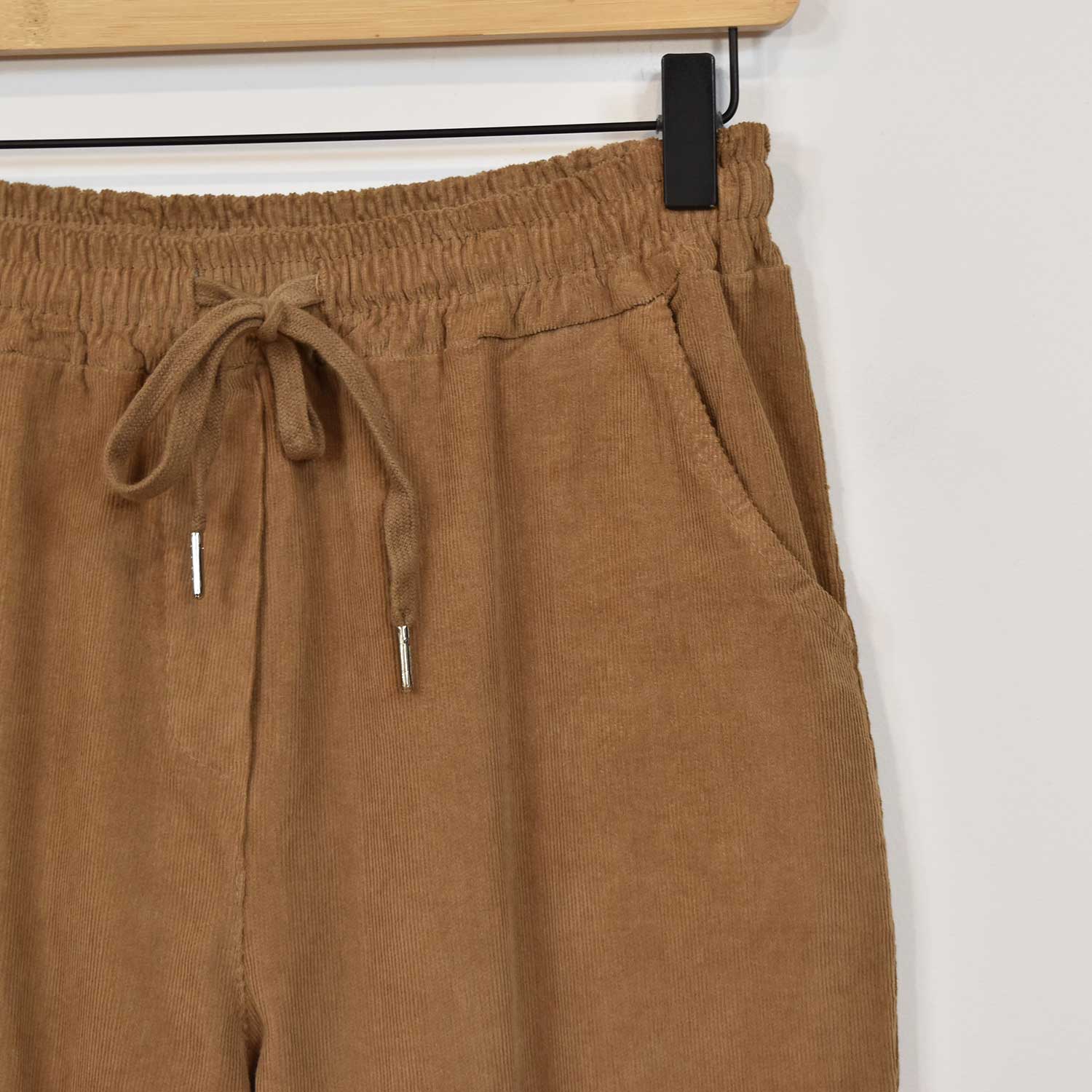 Pantalón baggy pana camel