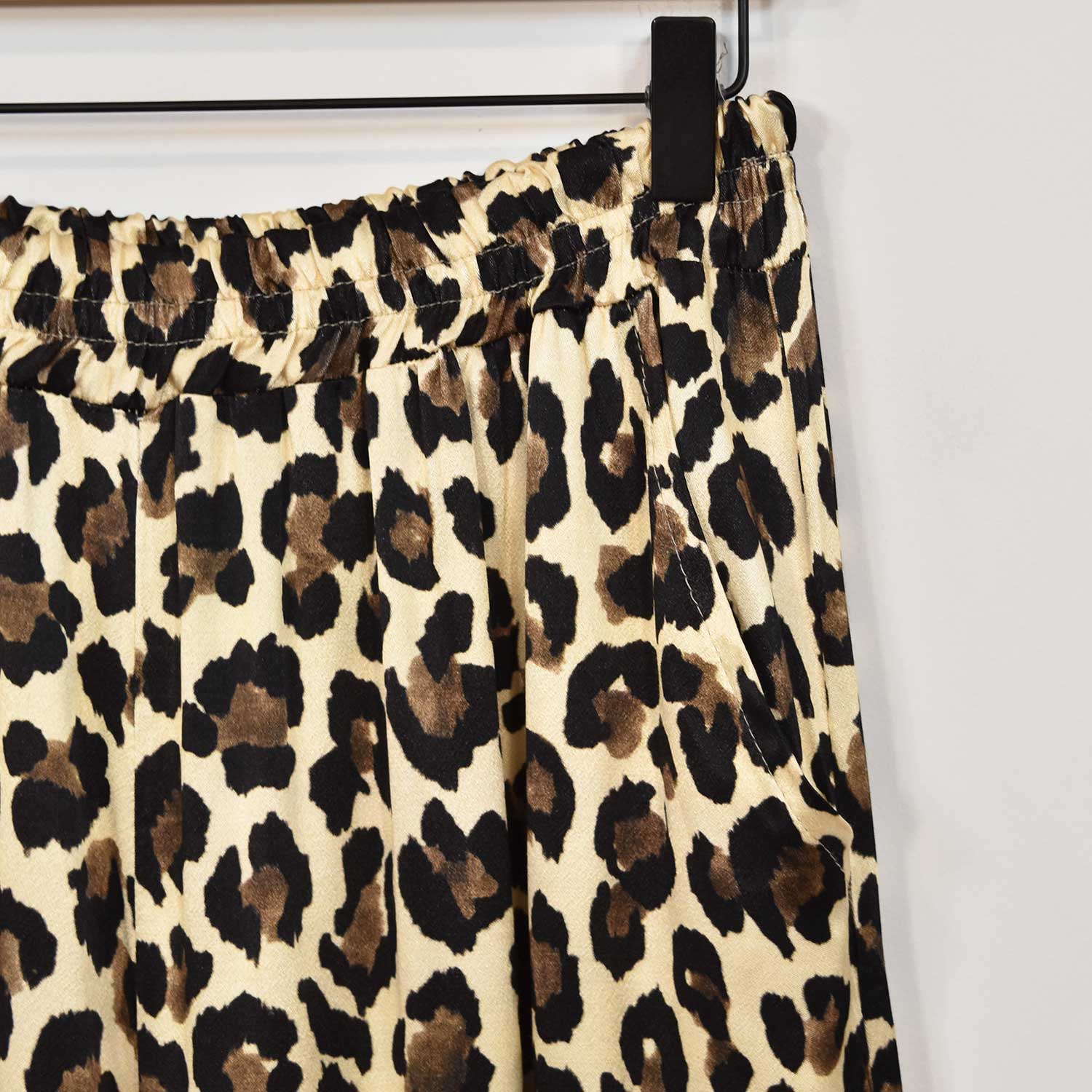 Pantalon satin leopard