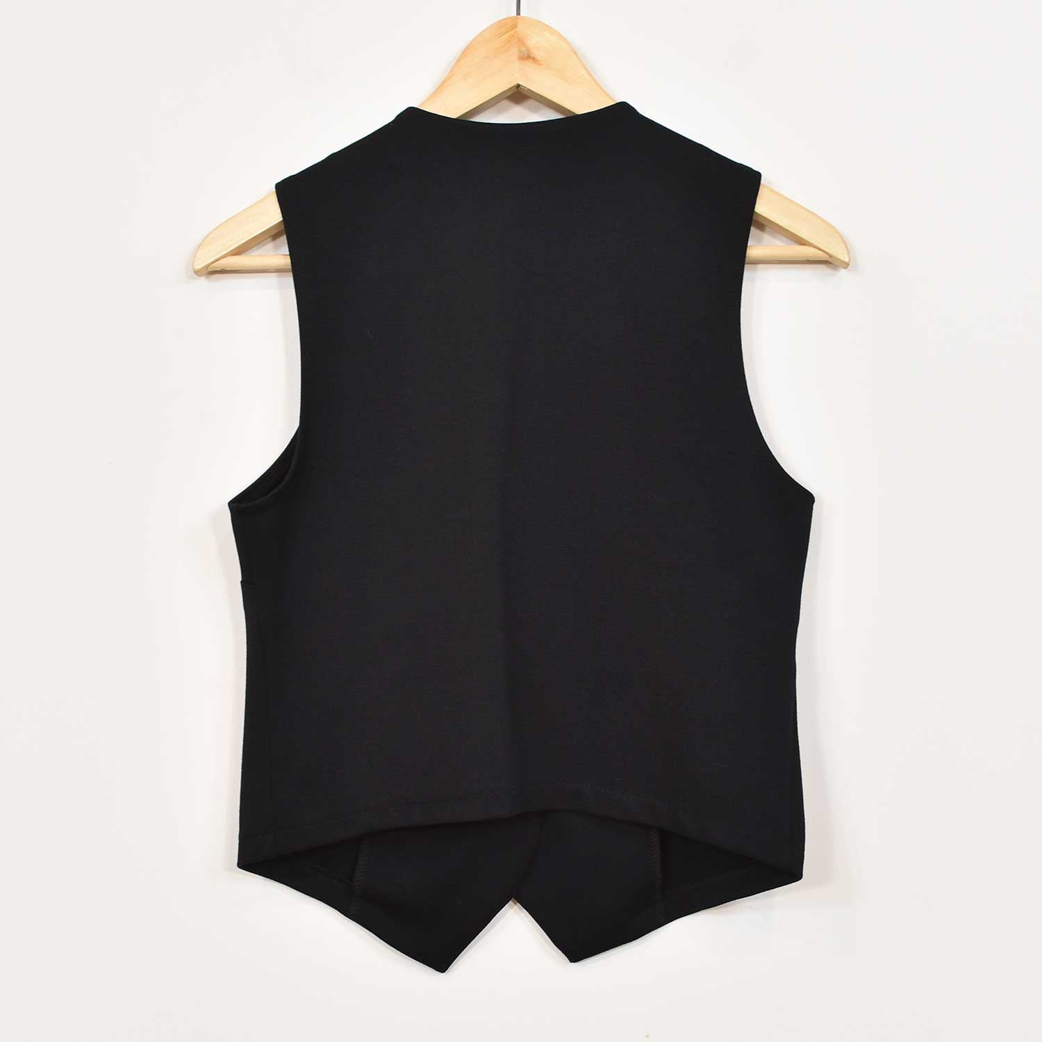 Black buttons asymetrical vest