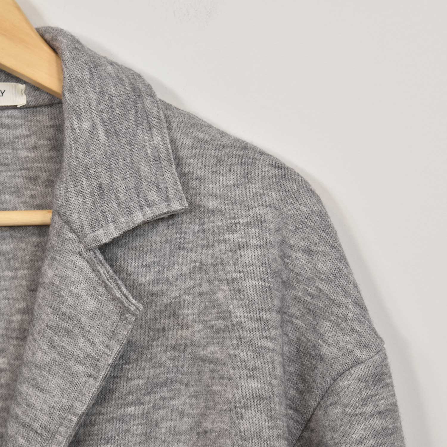 Grey seams pockets jacket
