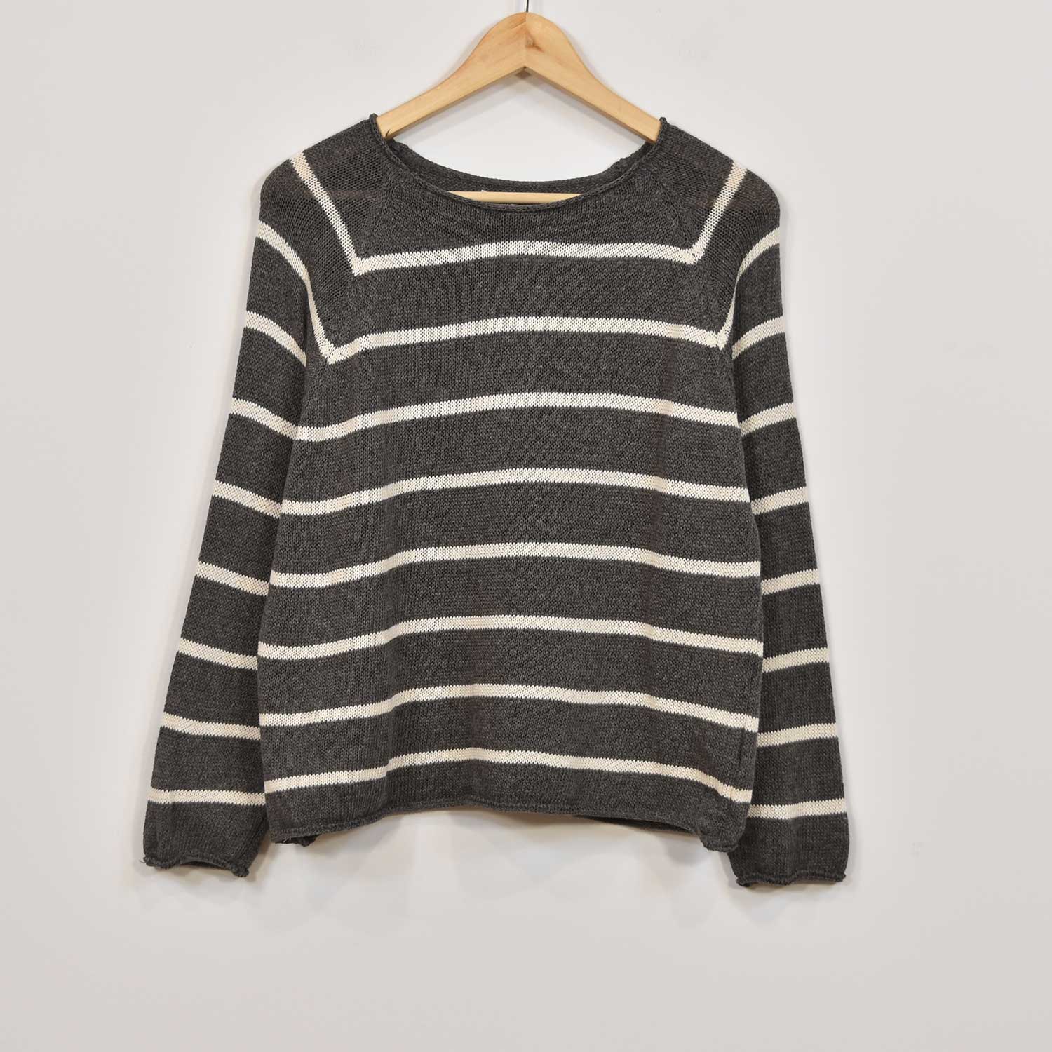 Pull navy gris