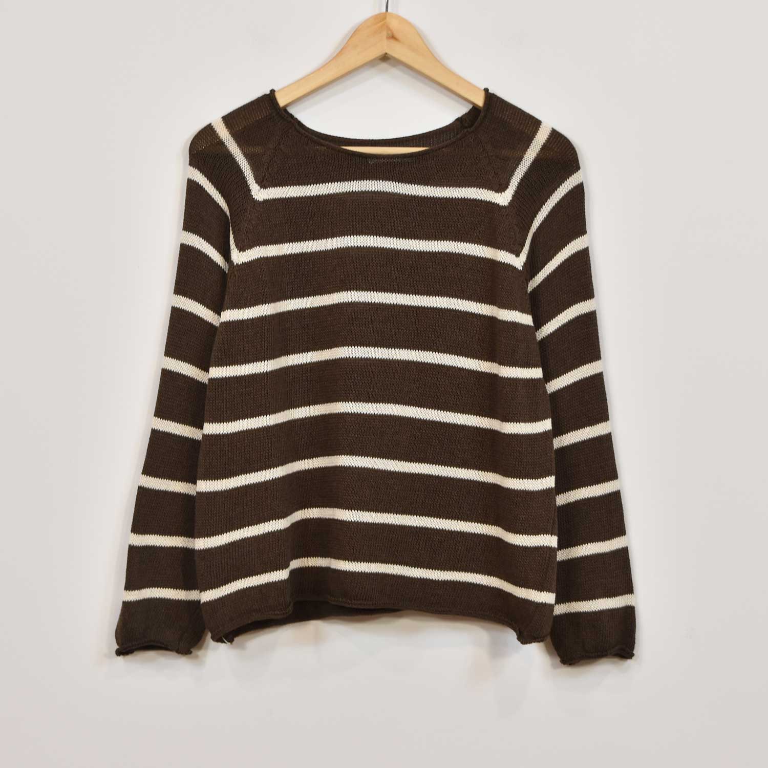 Brown navy sweater