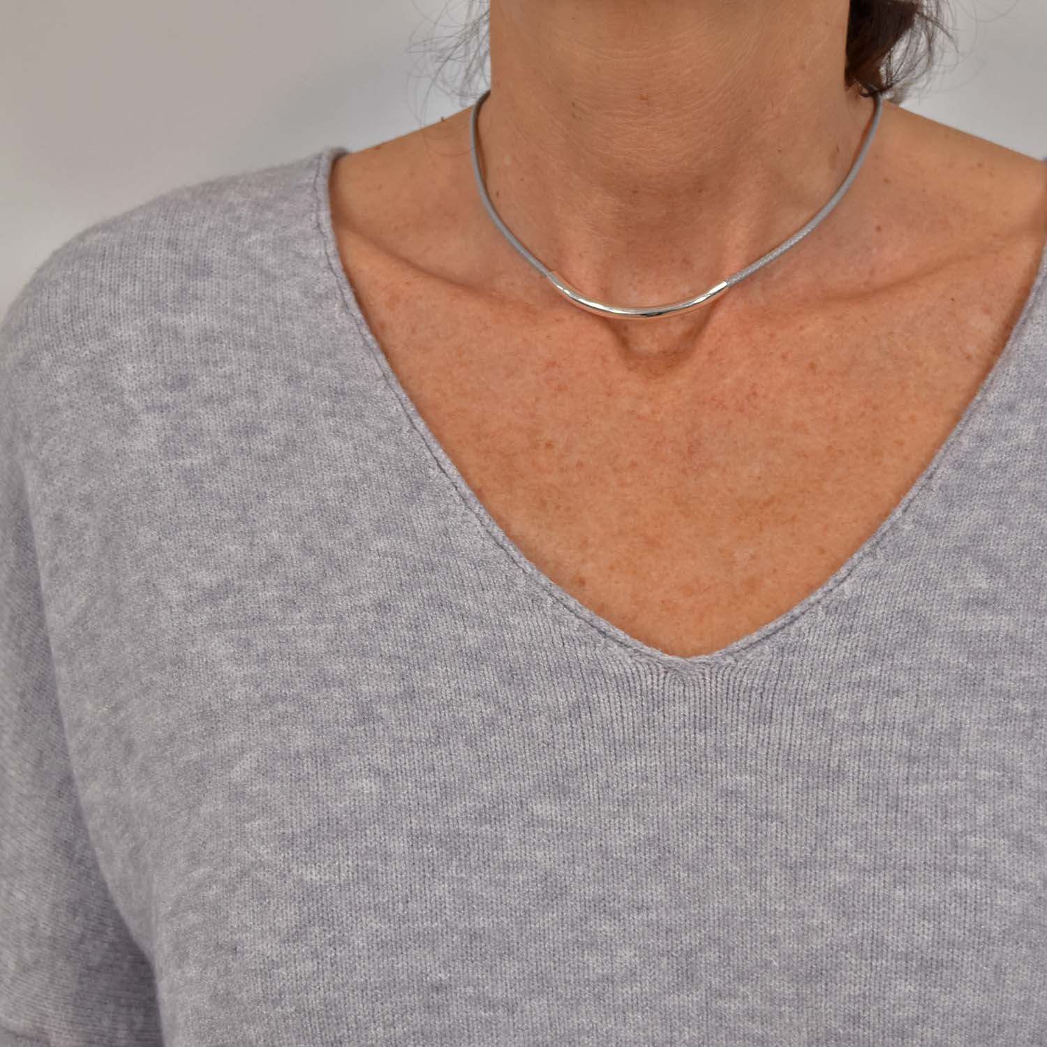 Waxed grey tube necklace
