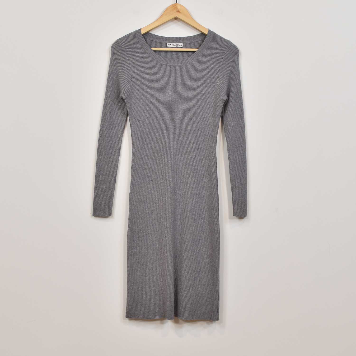 Robe gris côtelée