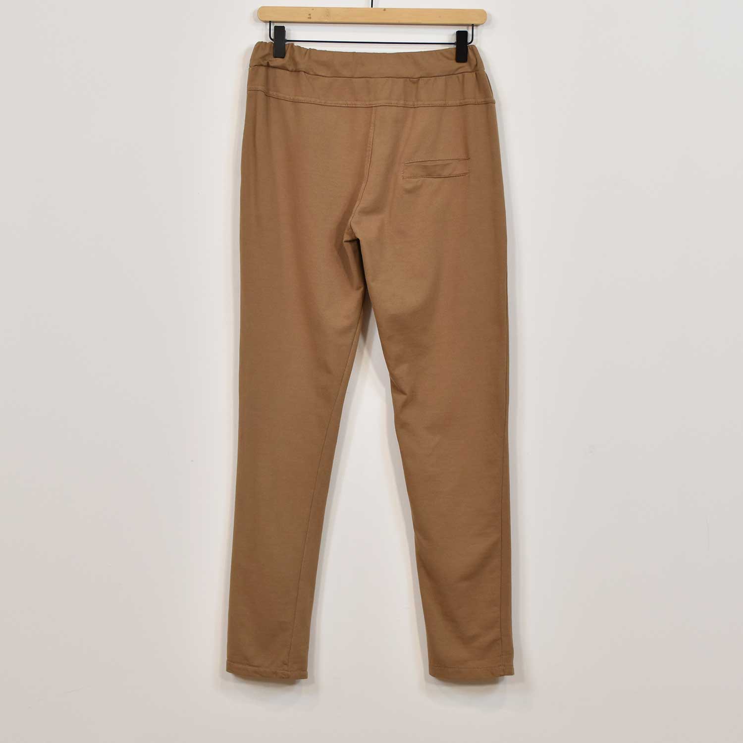 Pantalón jogger camel