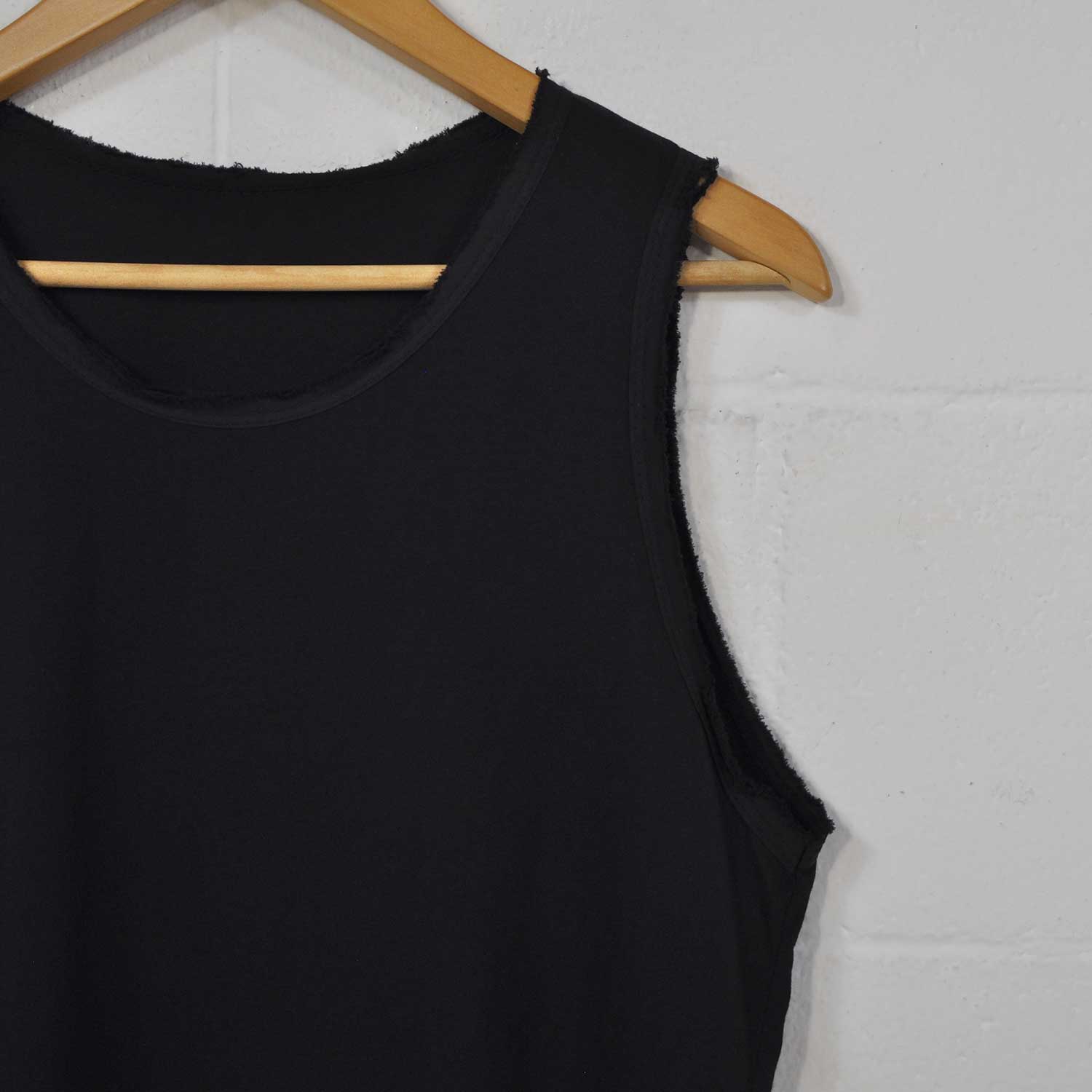Black frayed asymmetric T-shirt
