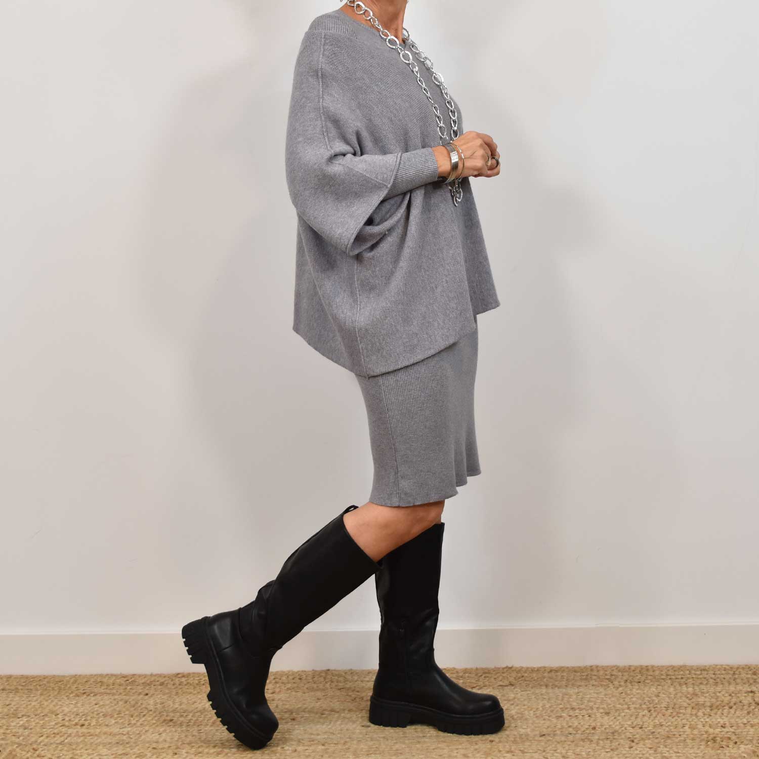 Robe gris côtelée