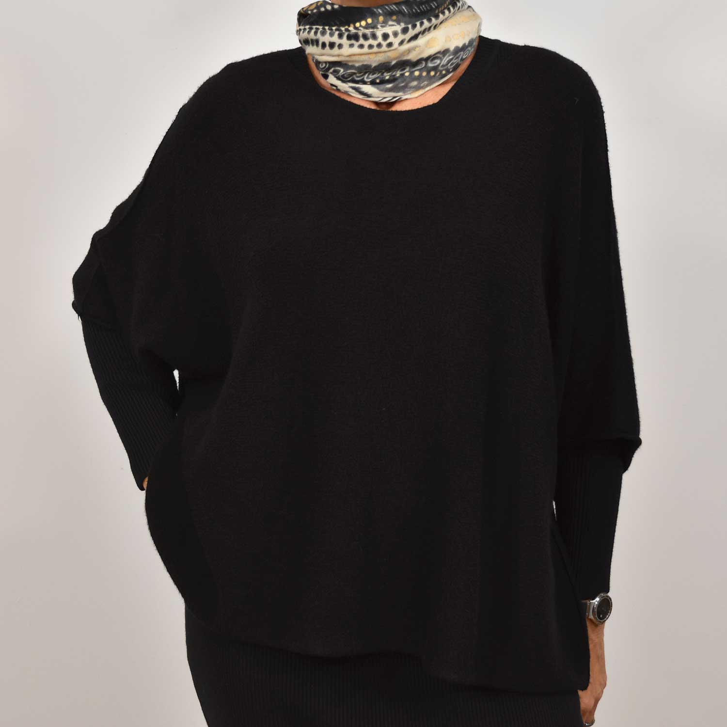 Jersey poncho negro