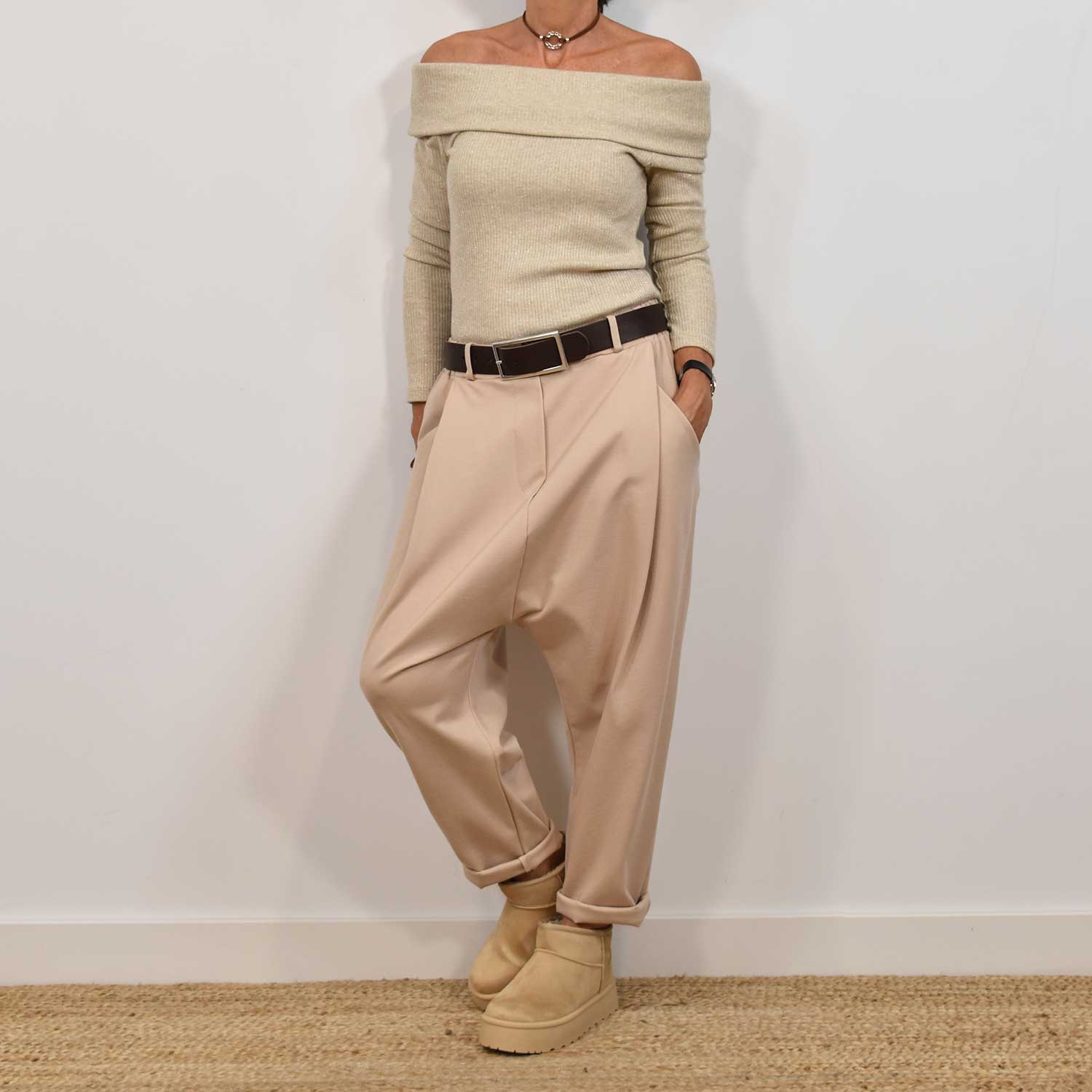 Beige elastic harem trousers 