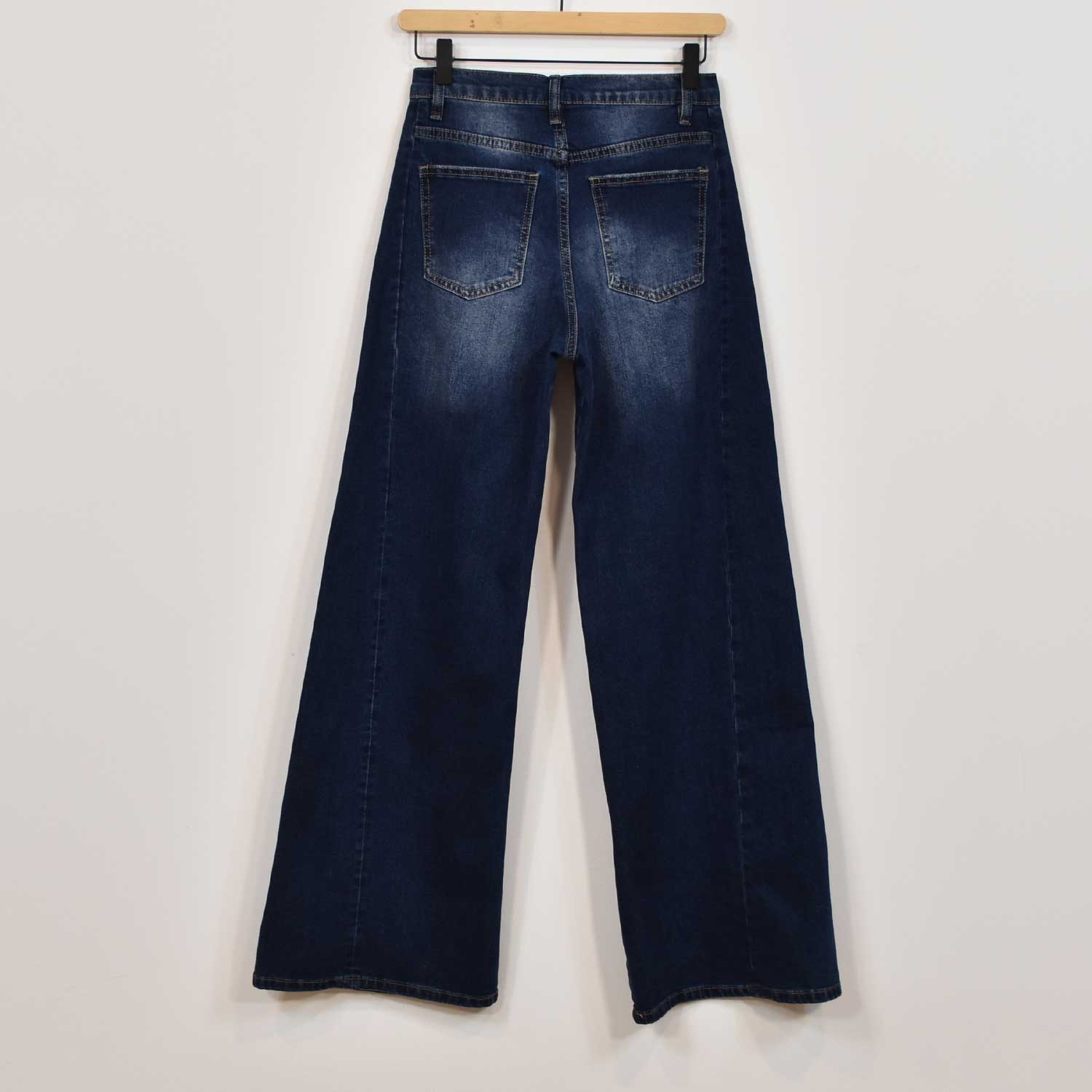 Wide leg jeans