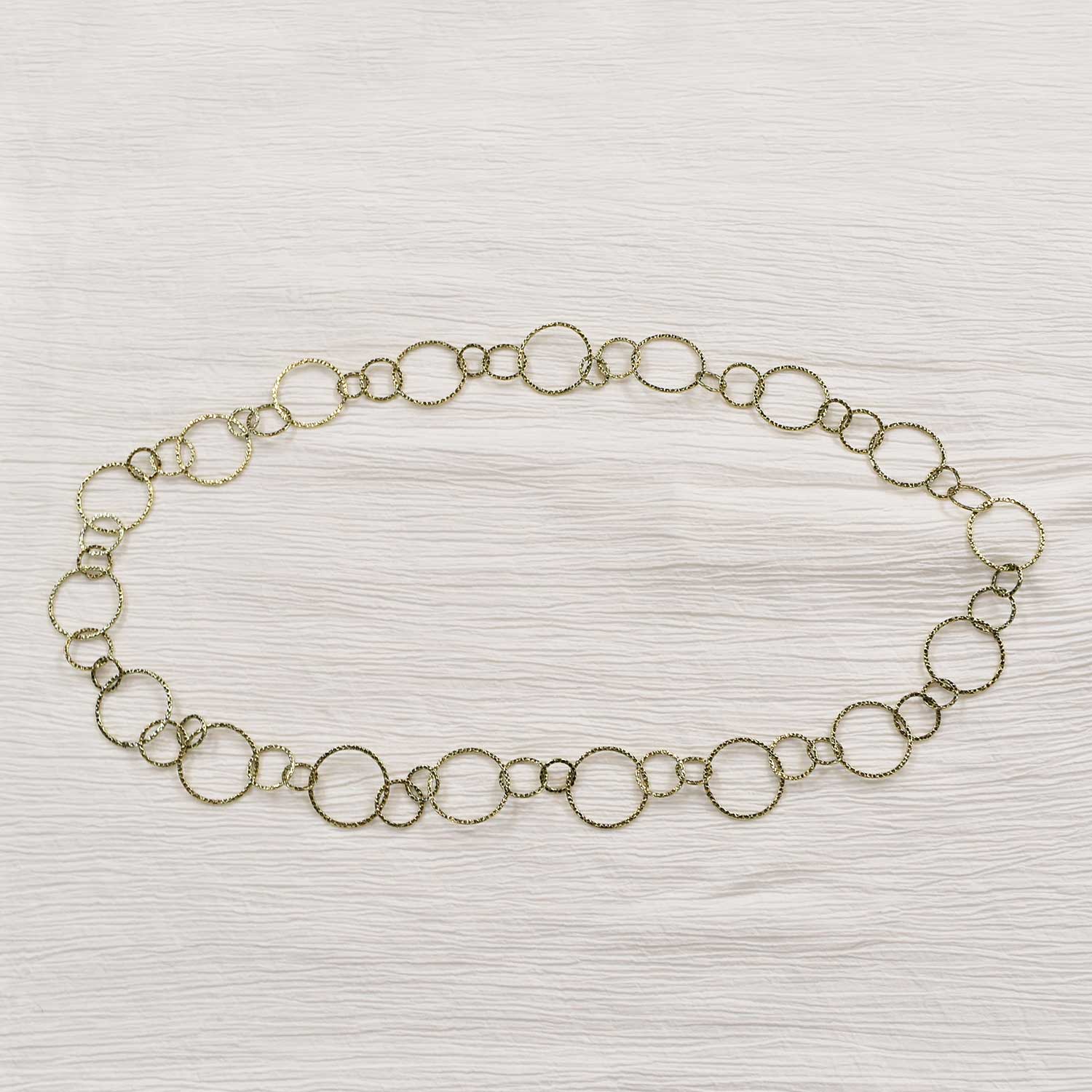 textured circles necklace