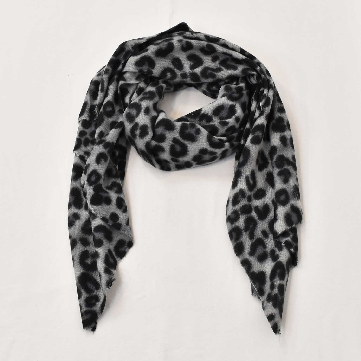 Fular lana leopardo gris