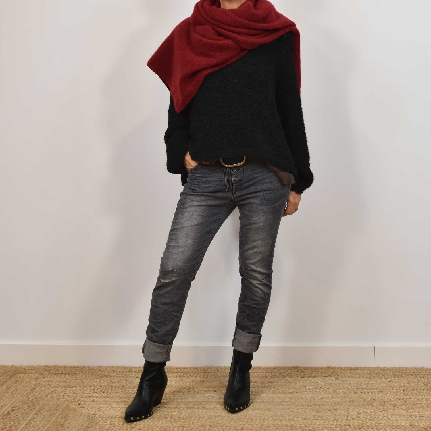 Burgundy soft scarf