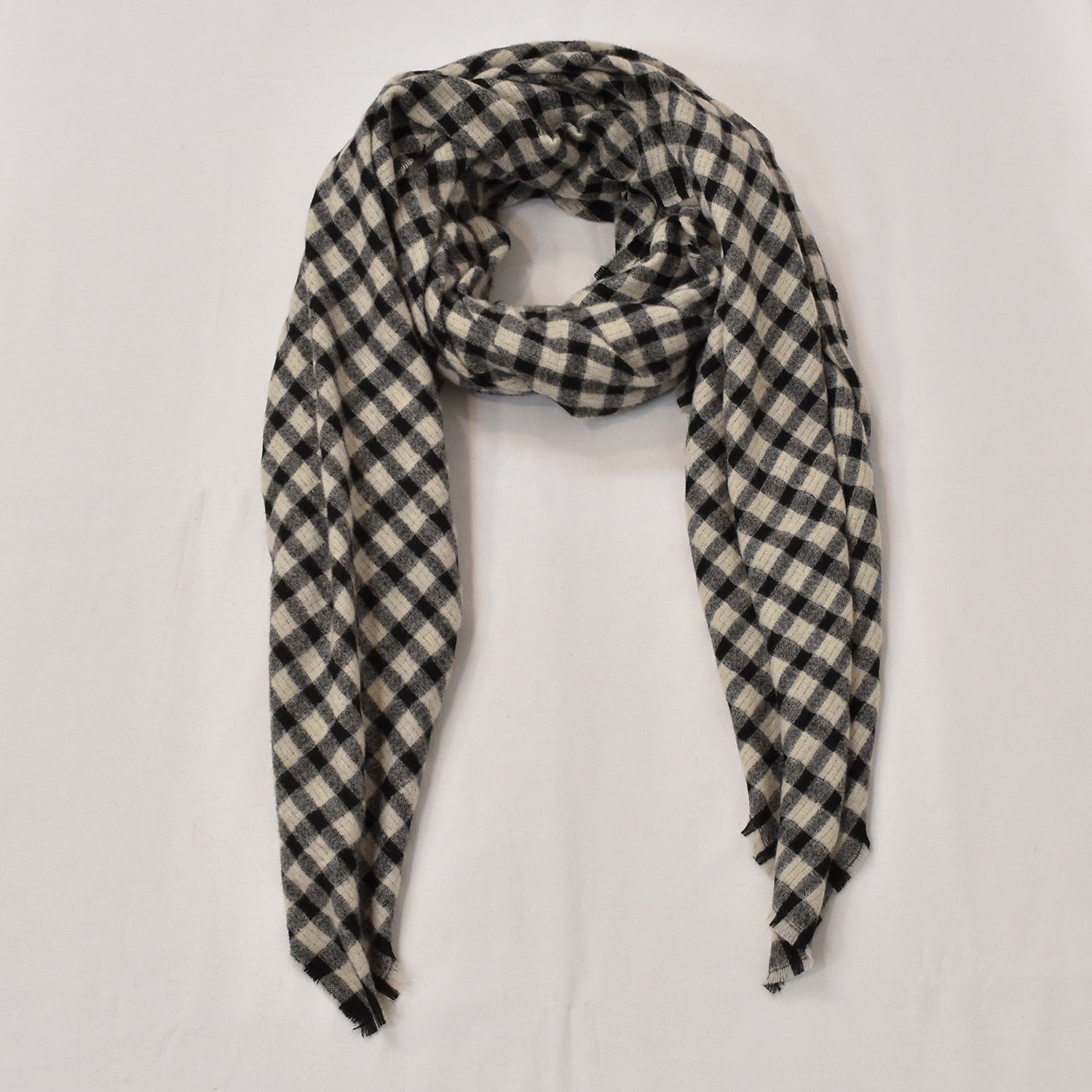 checkered scarf 