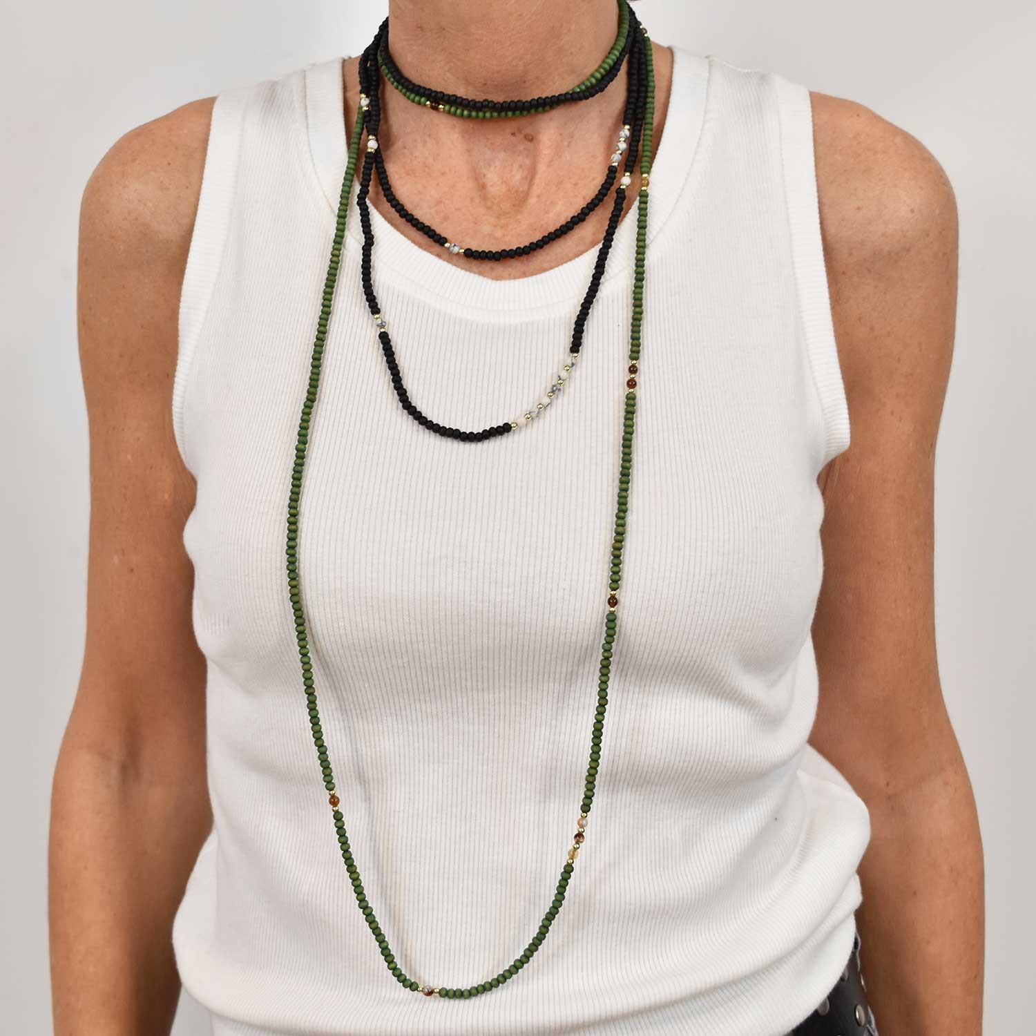 Black long beads necklace