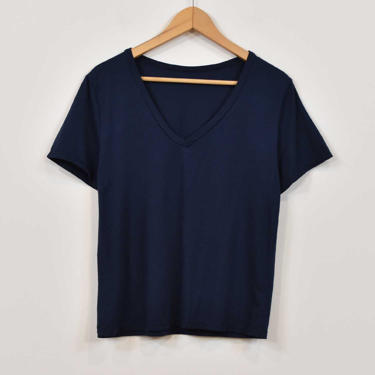 T-shirt bleu marin basique