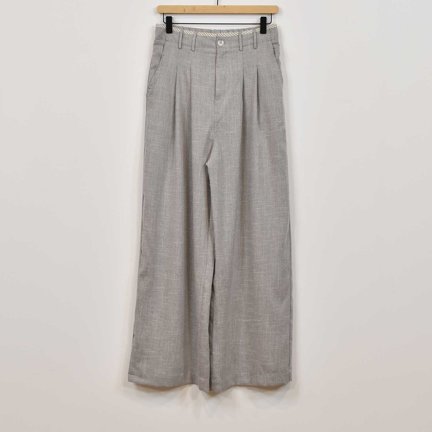 Grey wide pants with darts