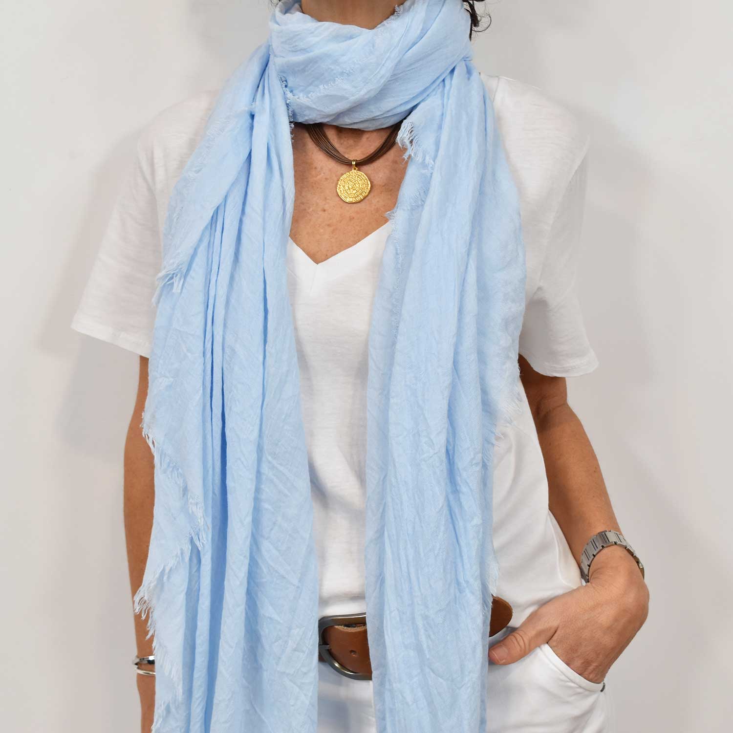 blue light Plain frayed scarf