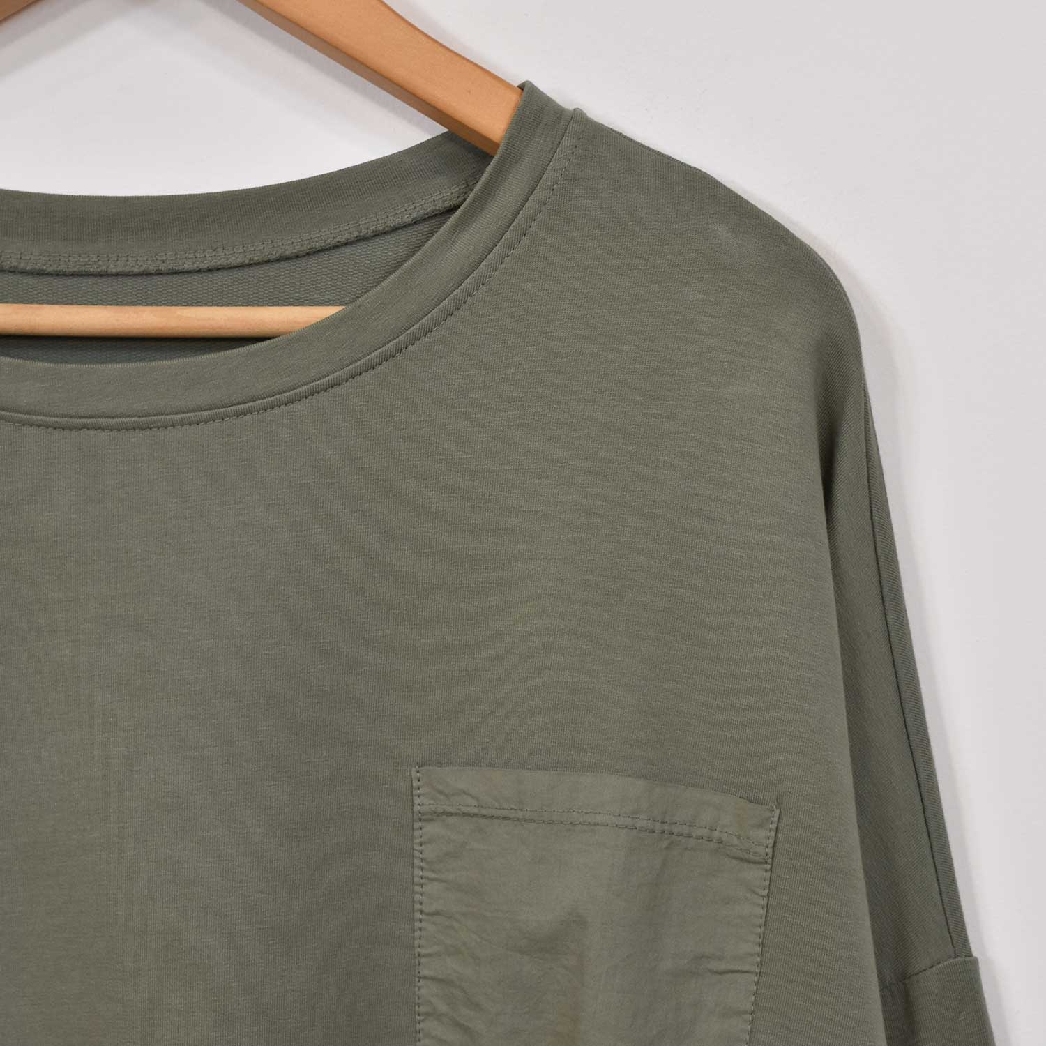 Green thin POCKET SWEATSHIRT
