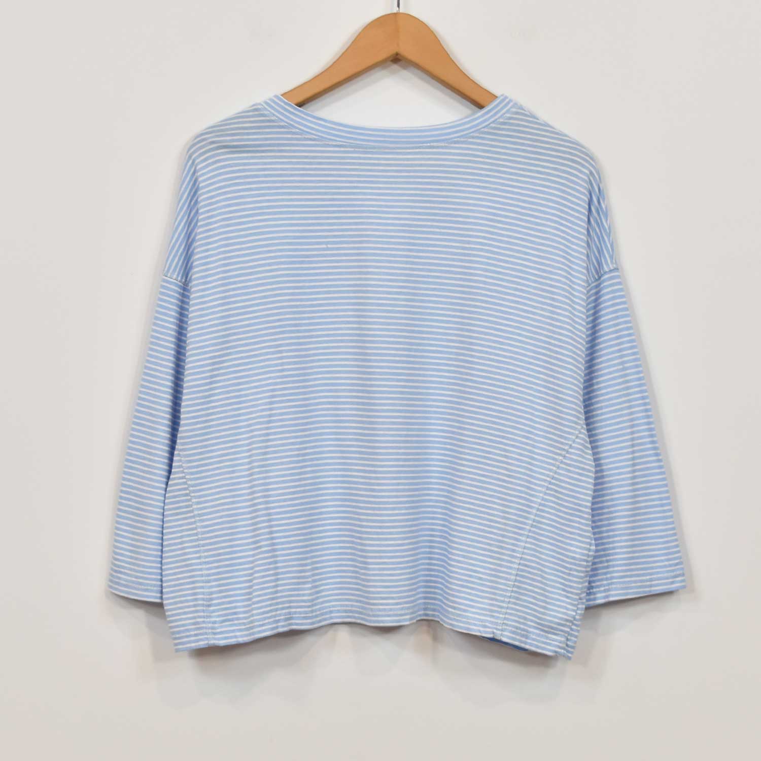 Blue light cotton stripes t-shirt