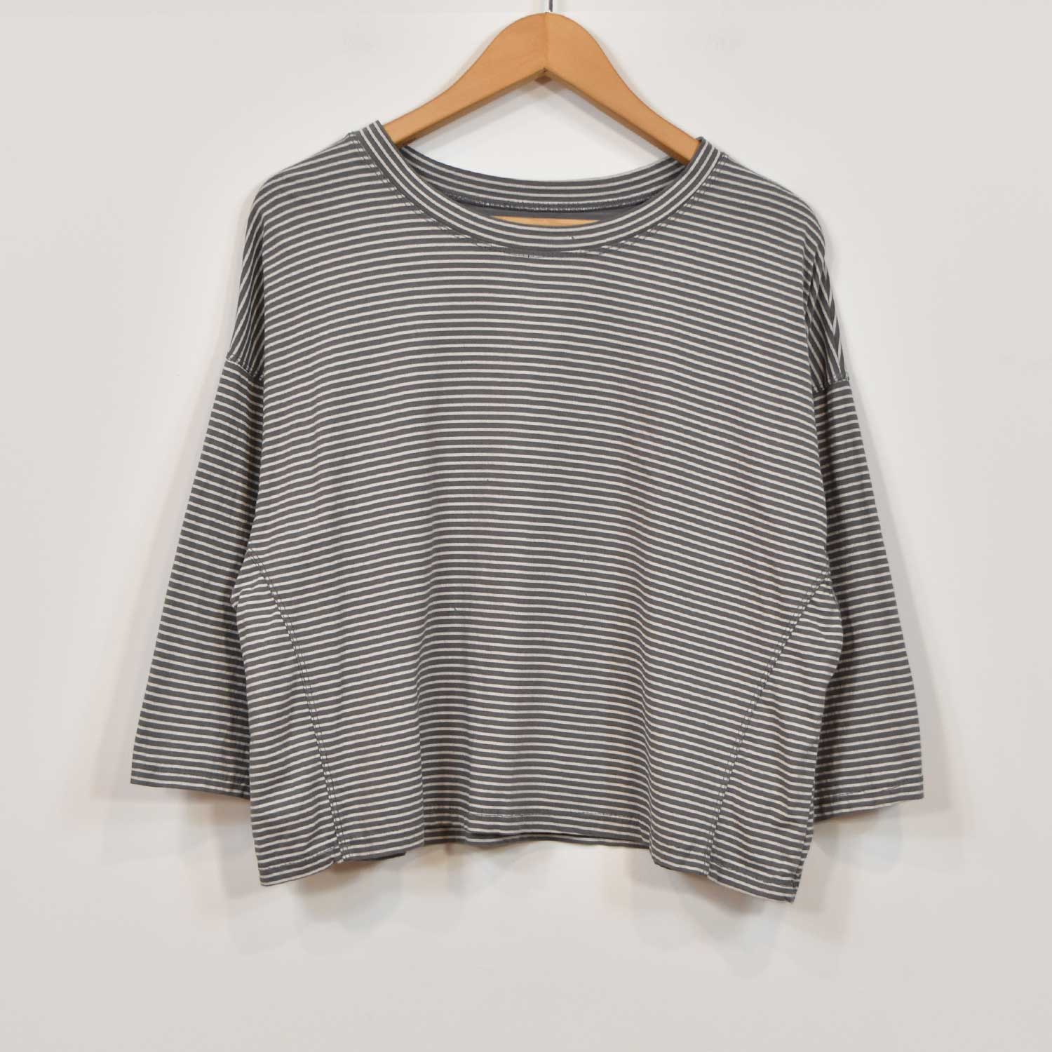 Grey cotton stripes t-shirt
