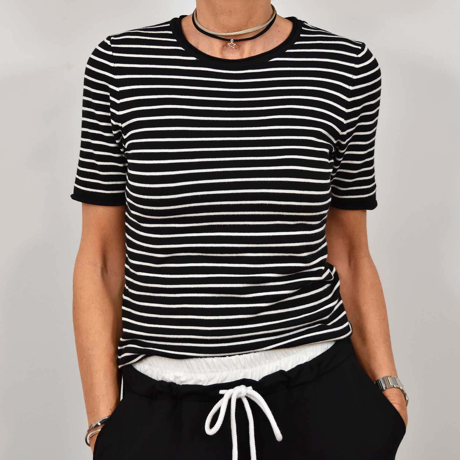 Short sleeve black striped sweater