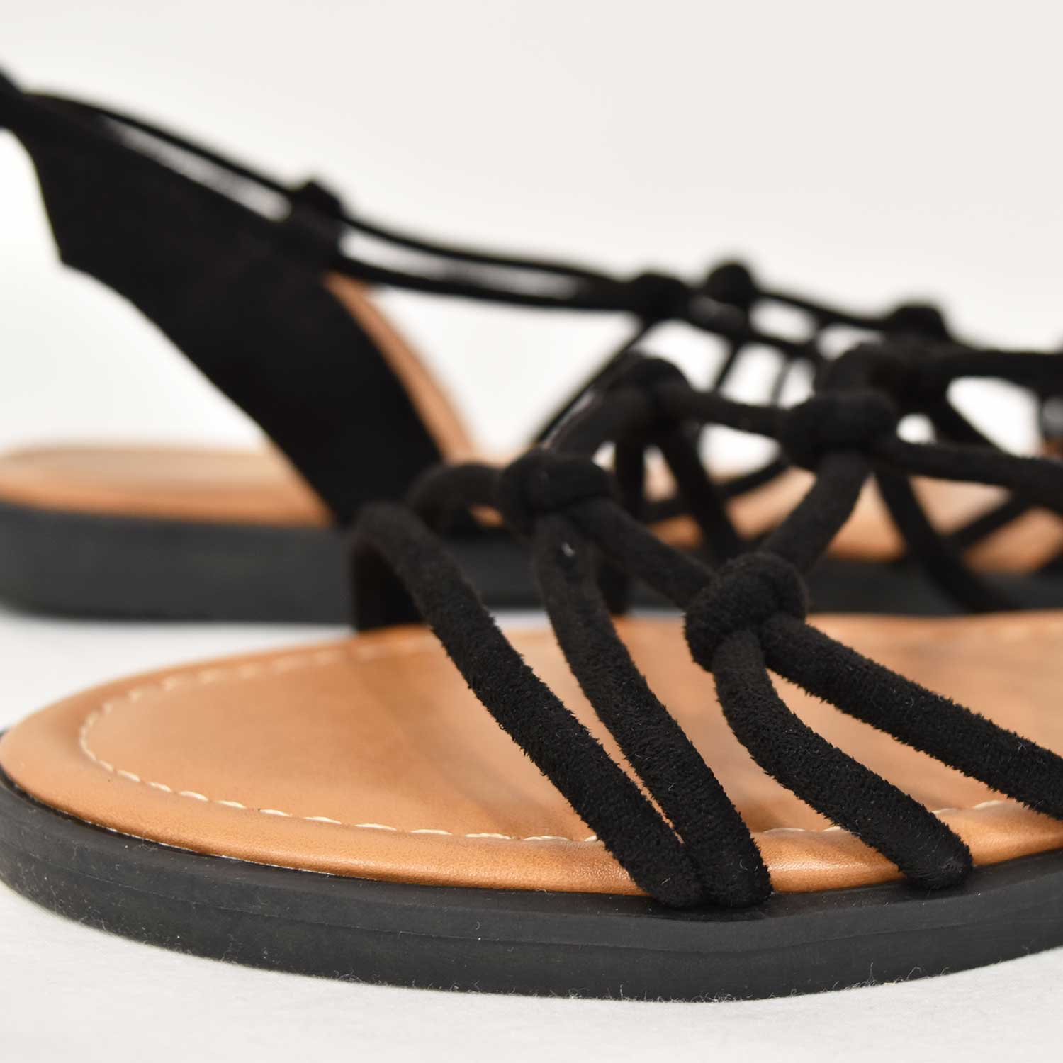 Black knots sandal
