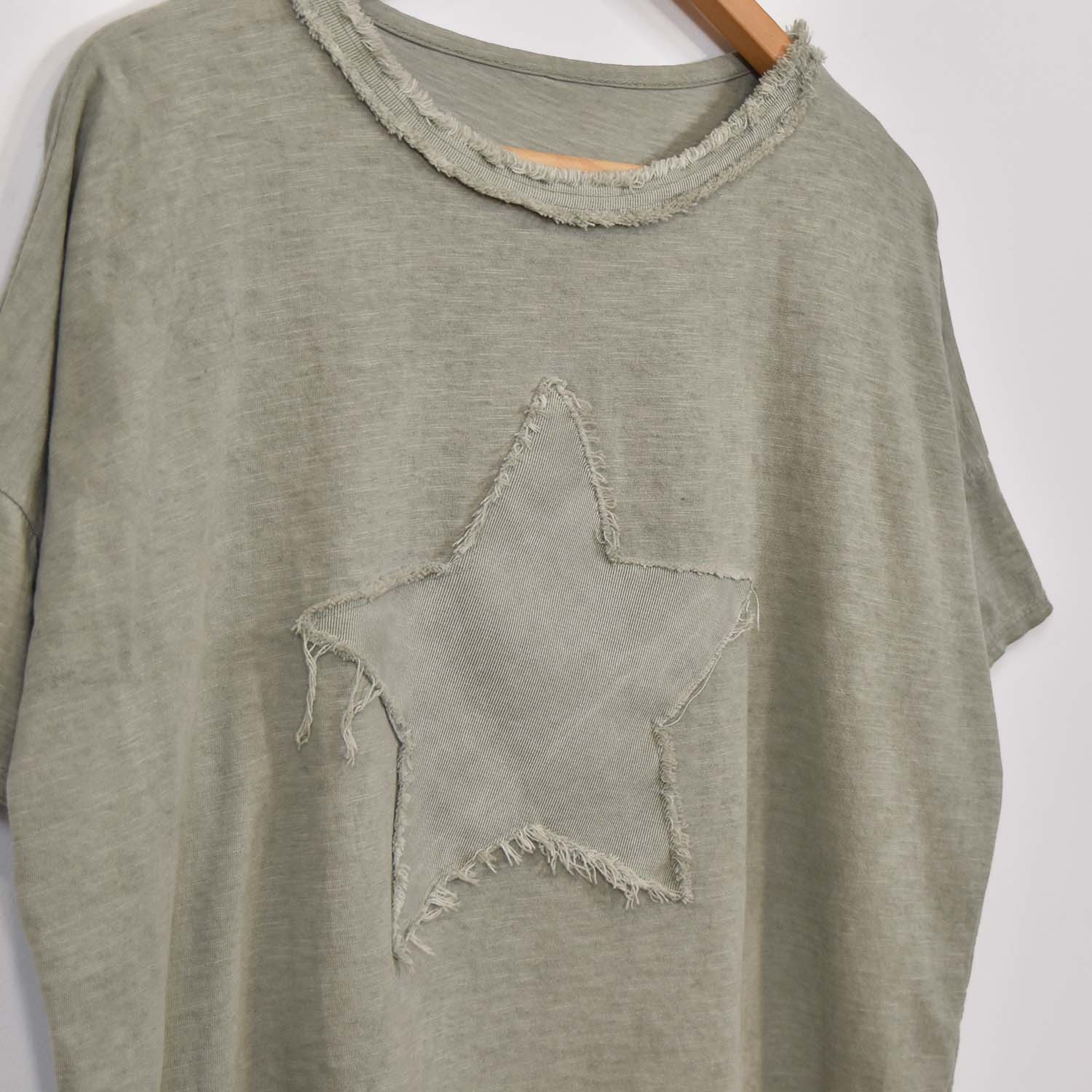 Kaki fringed star t-shirt