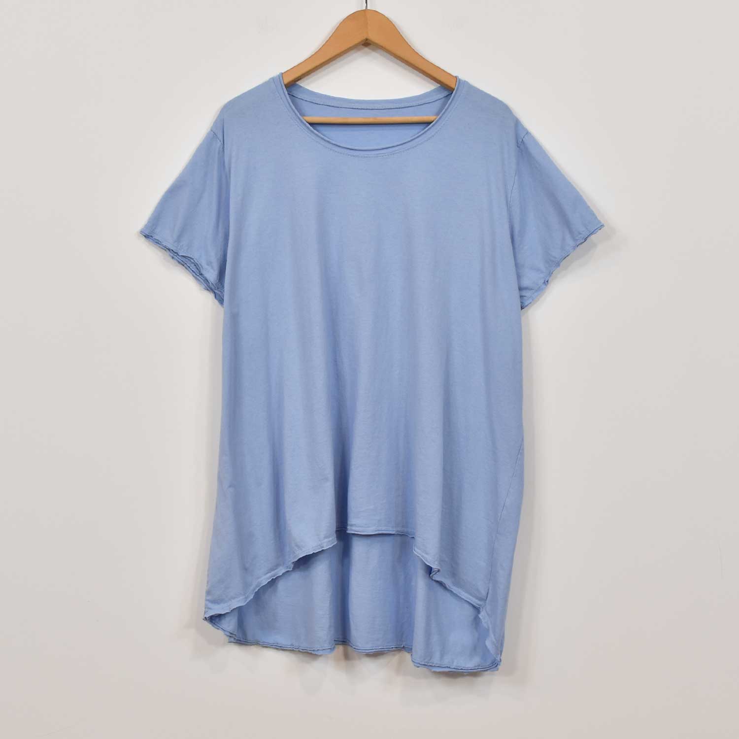 Camiseta asimétrica manga corta  azul