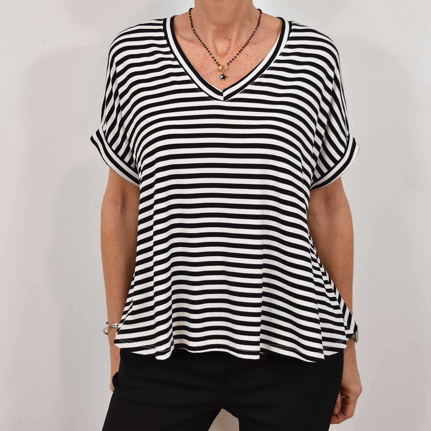 Black striped oversize peaks t-shirt