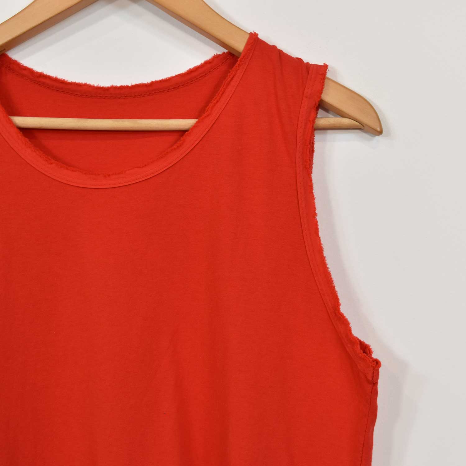 Red frayed asymmetric T-shirt