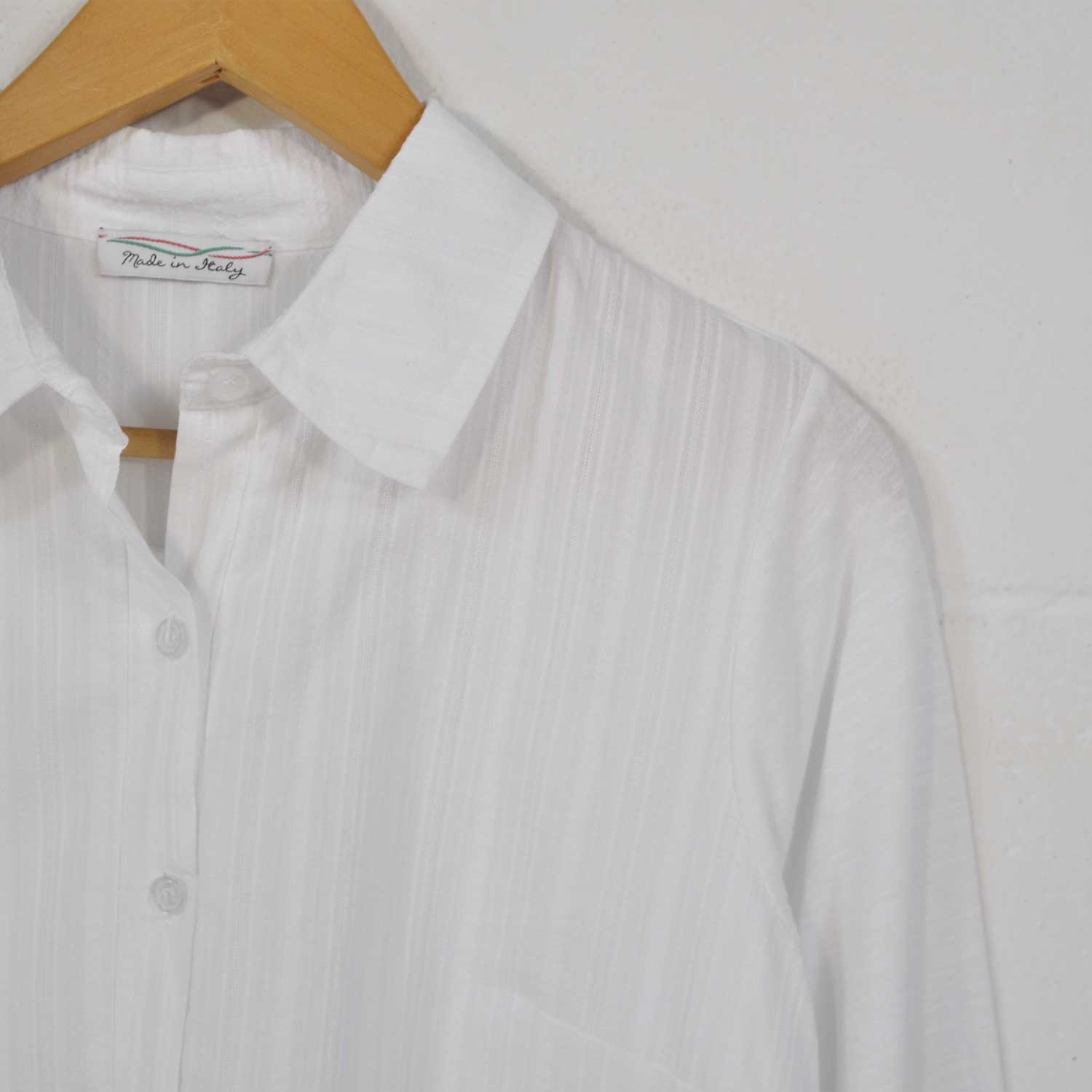 White texture shirt