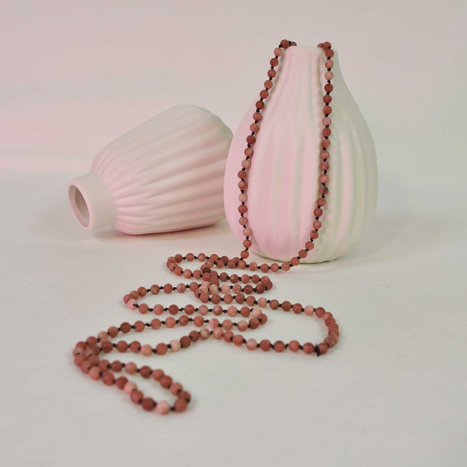 Pink crystal beads necklace