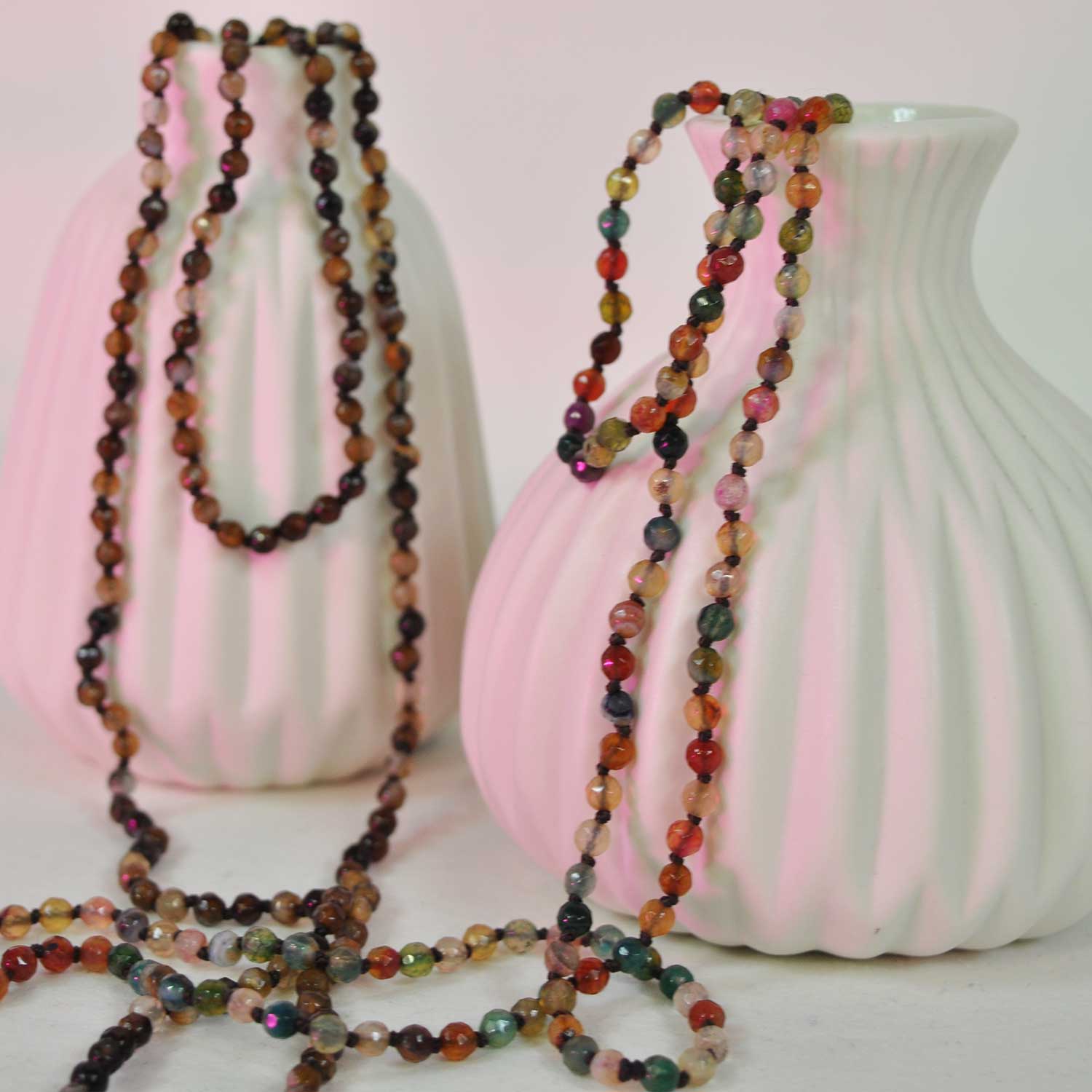Collier de perles en verre couleurs
