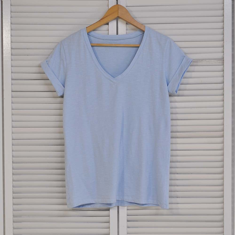 camiseta-pico-celeste-2403c