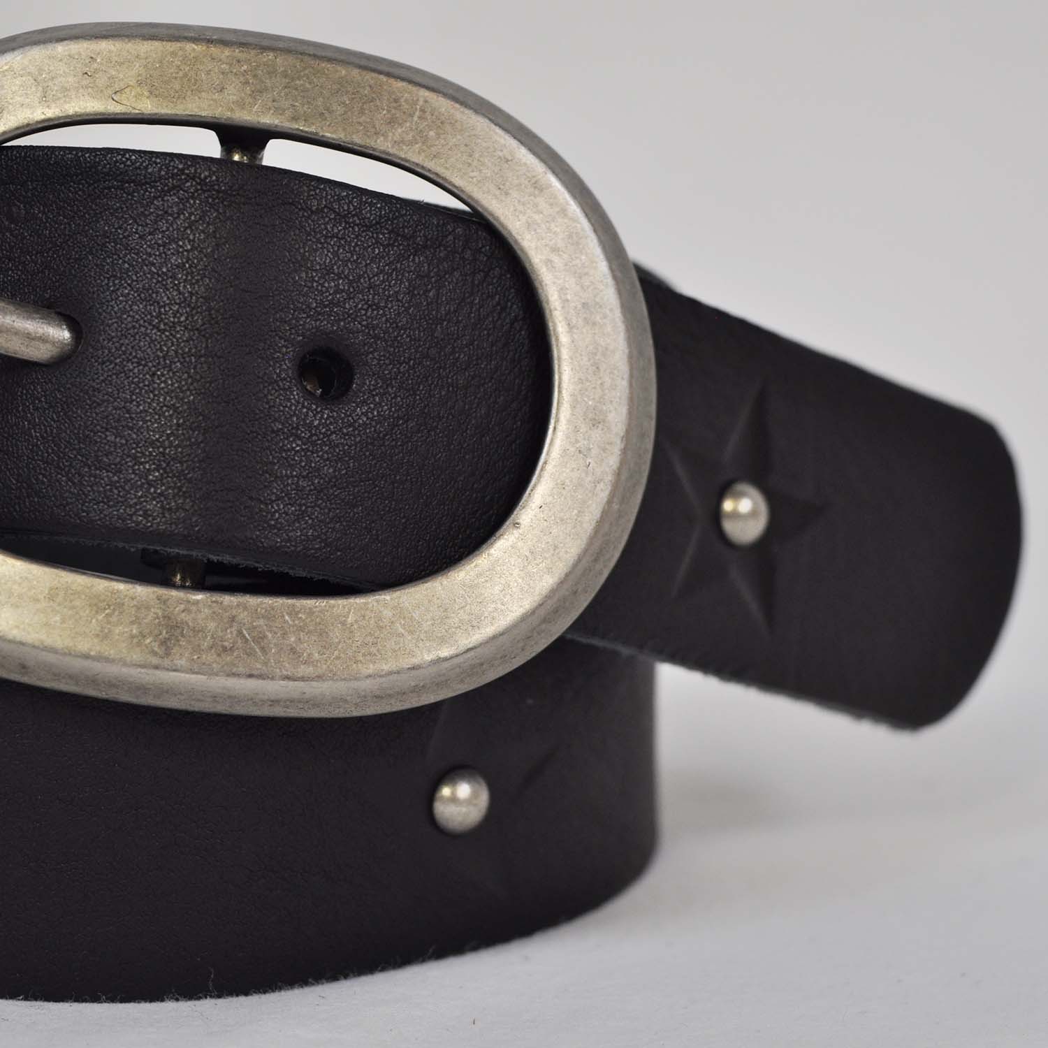 Black engraved stars belt