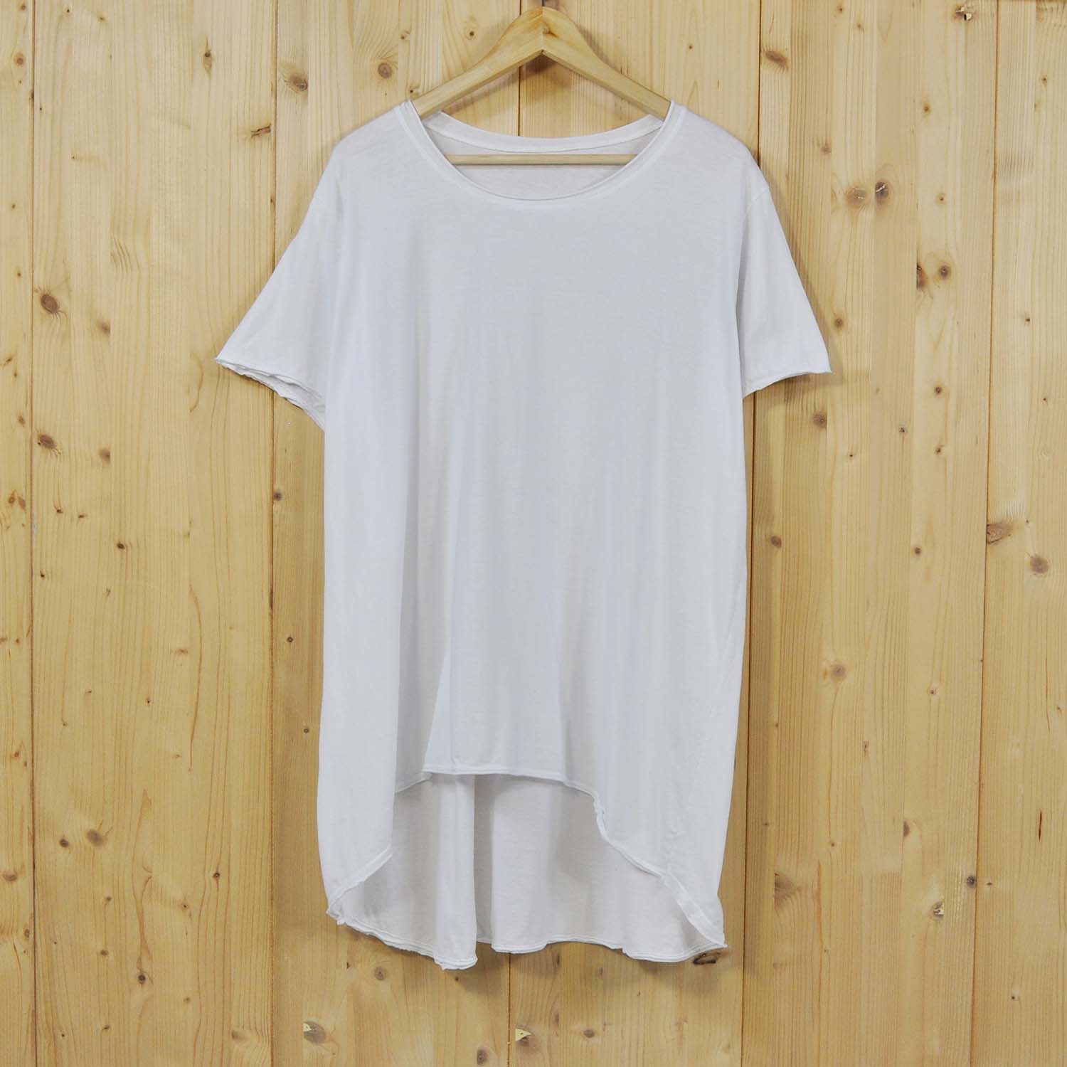 White short asymmetric basic T-shirt