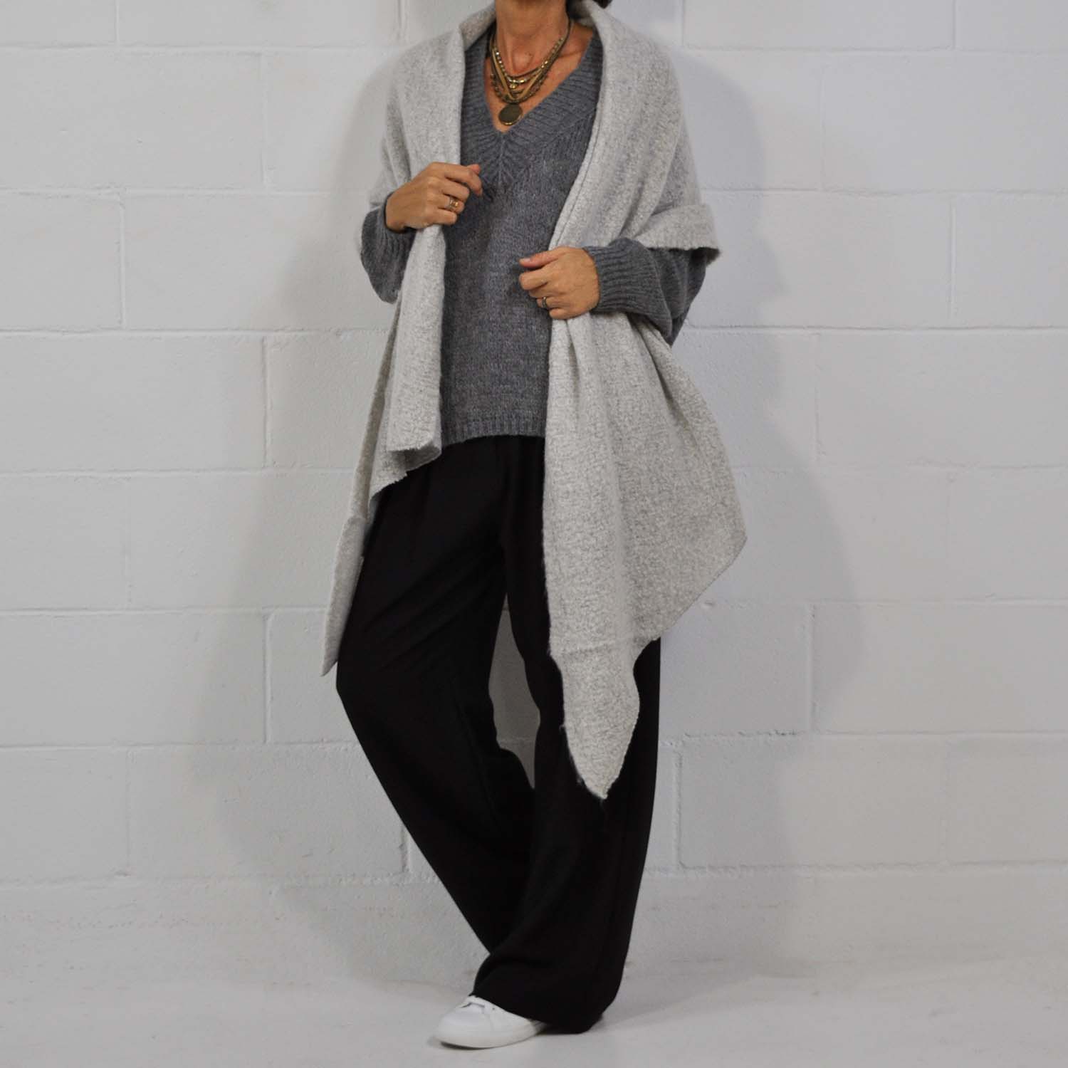 Gray soft scarf