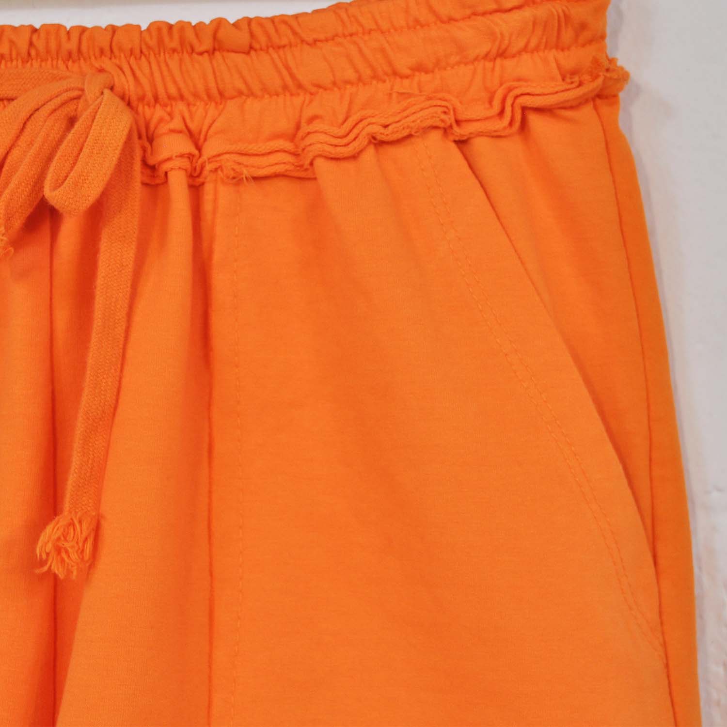 Short à poches orange