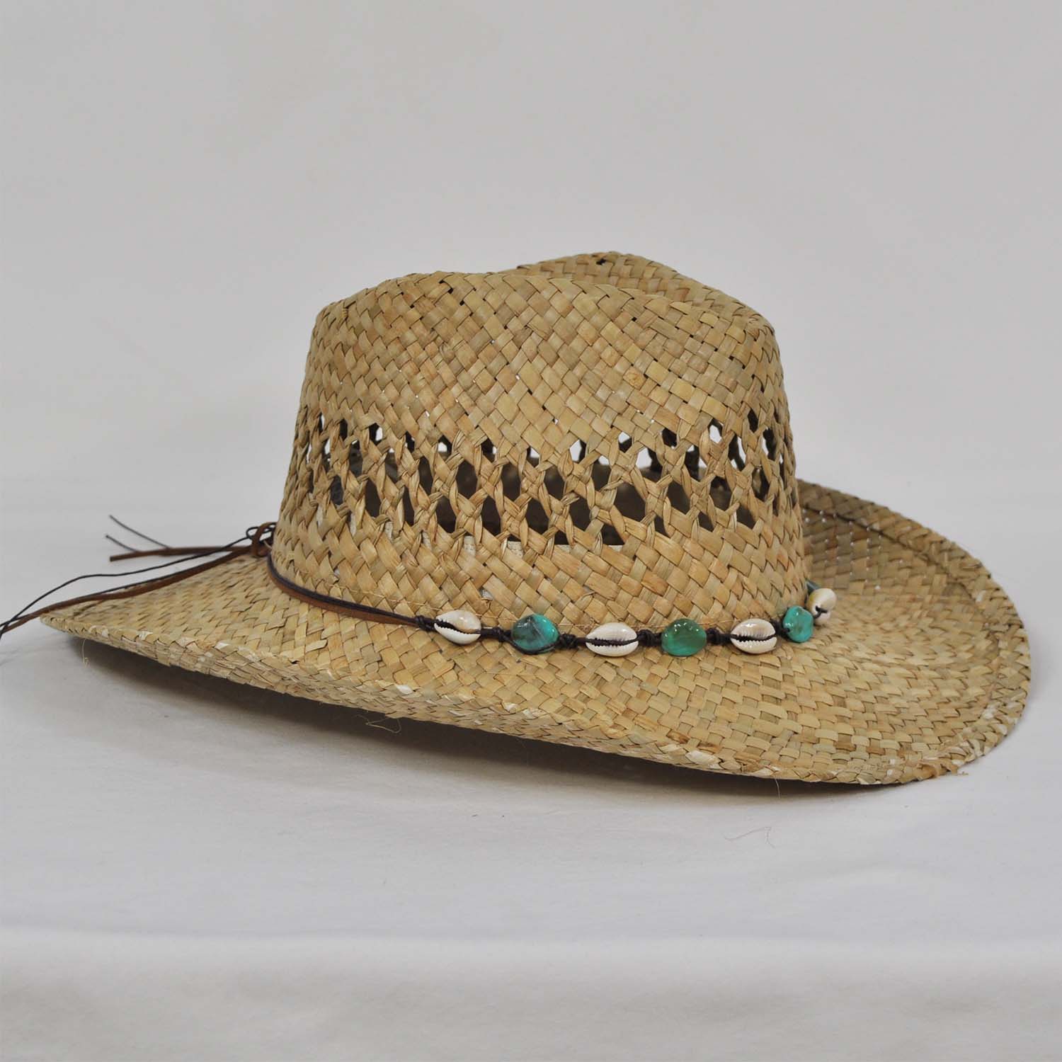 Sombrero conchas turquesa