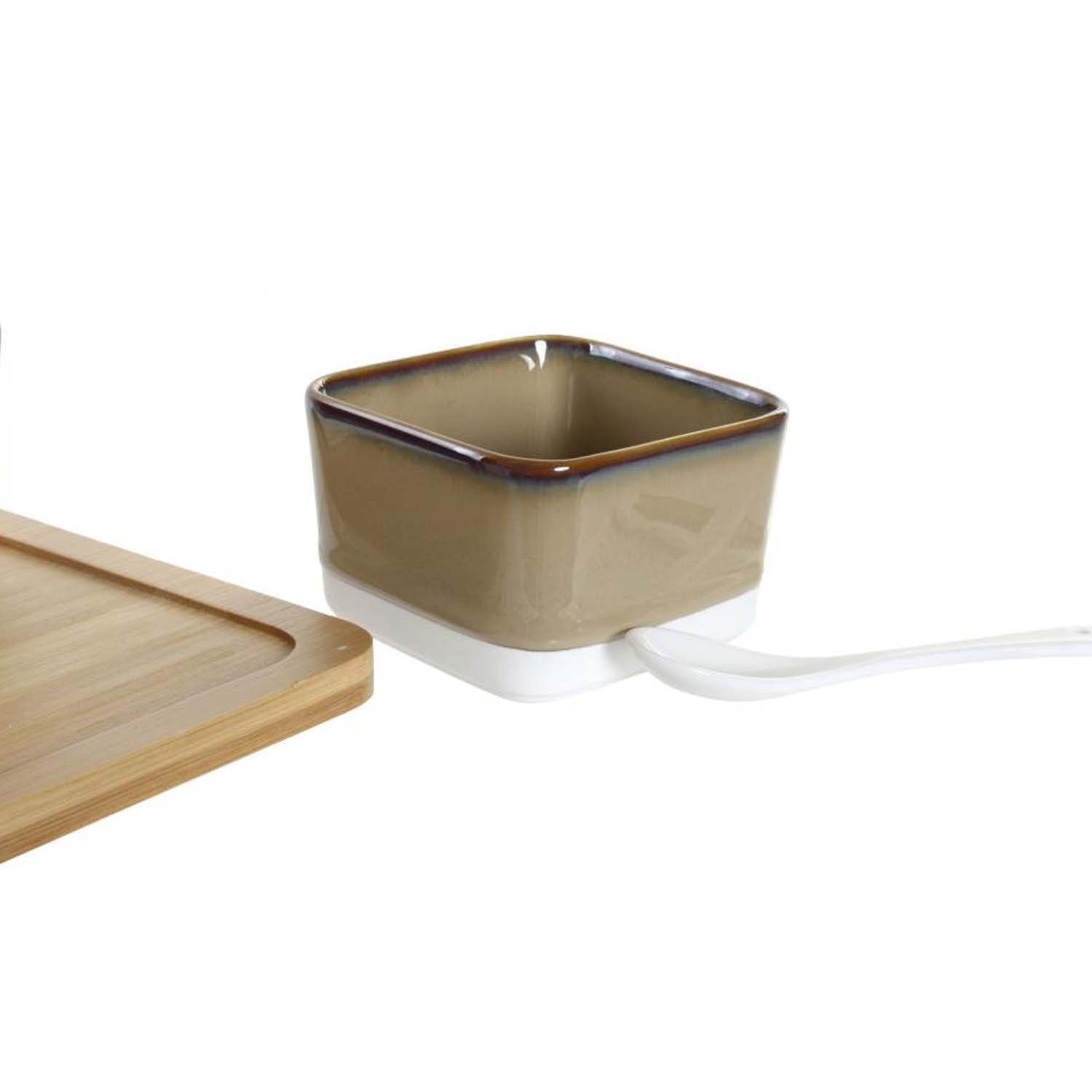 BAMBOO APPETIZER TABLE